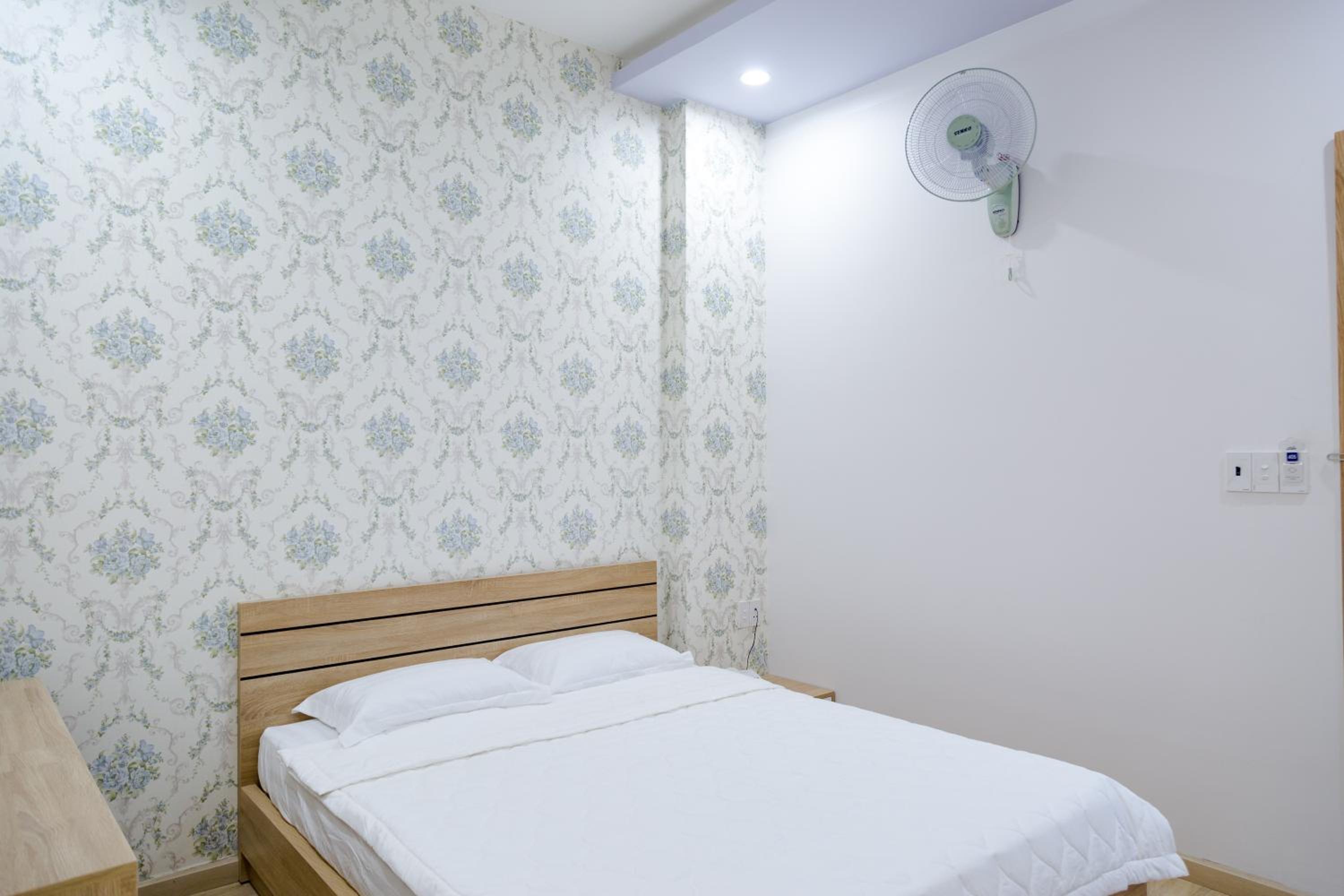Single Room photo 3