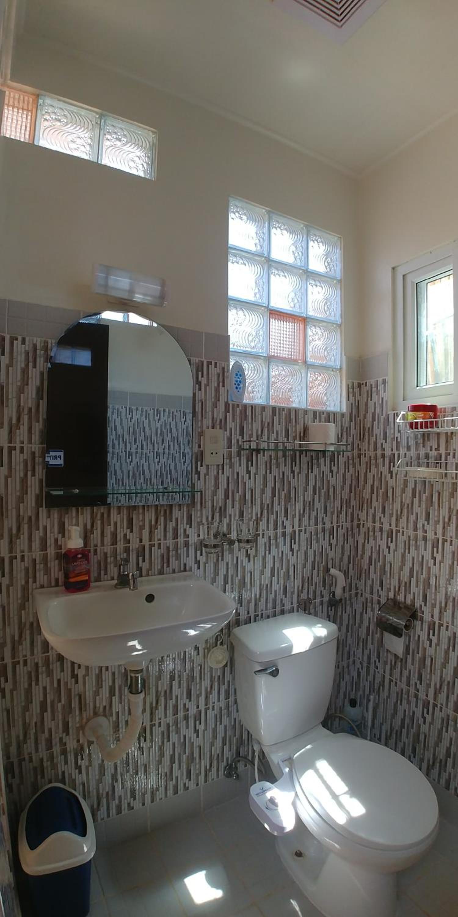 Single Room with Private External Bathroom photo 3