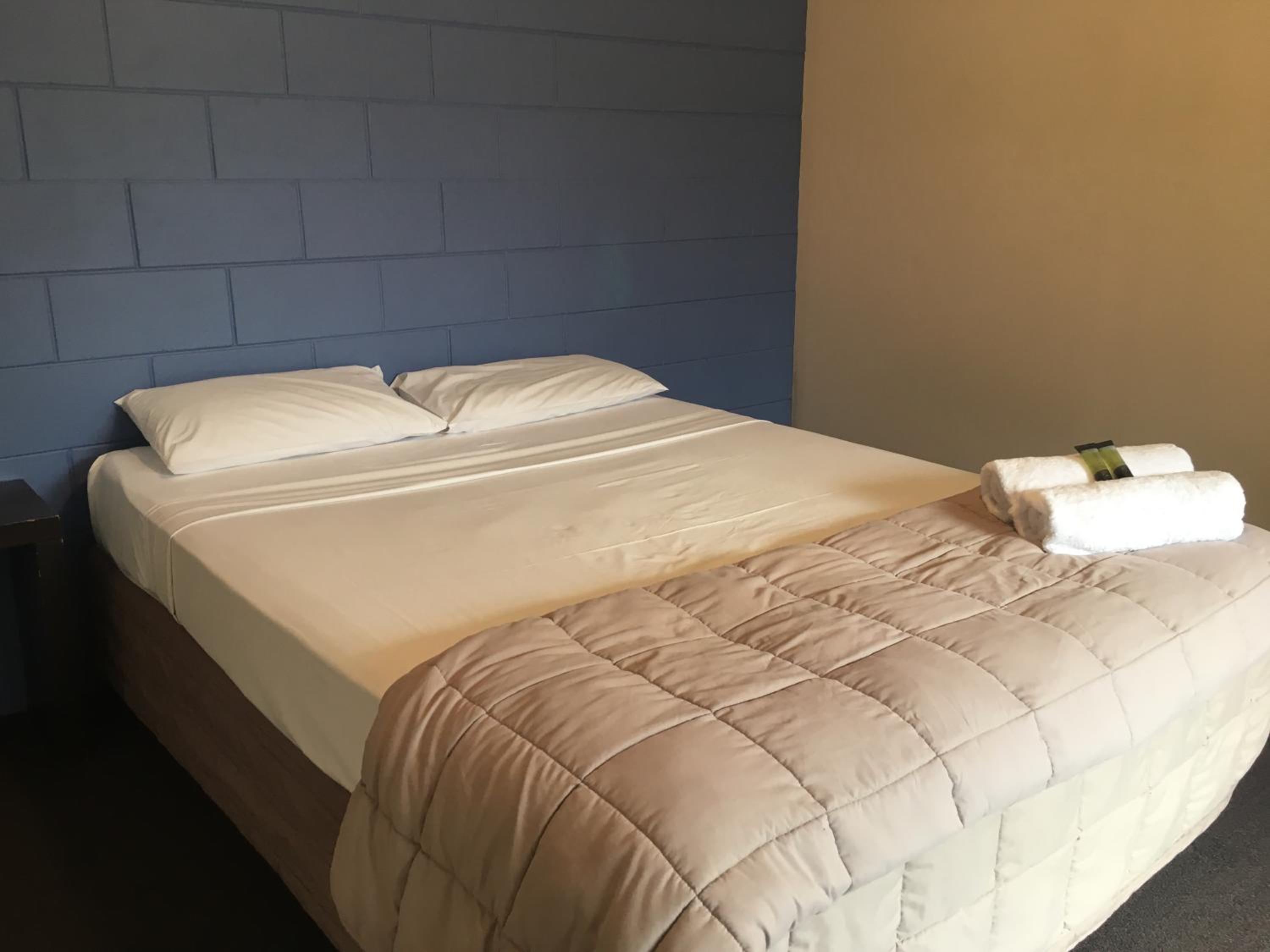 Economy Double Room photo 2