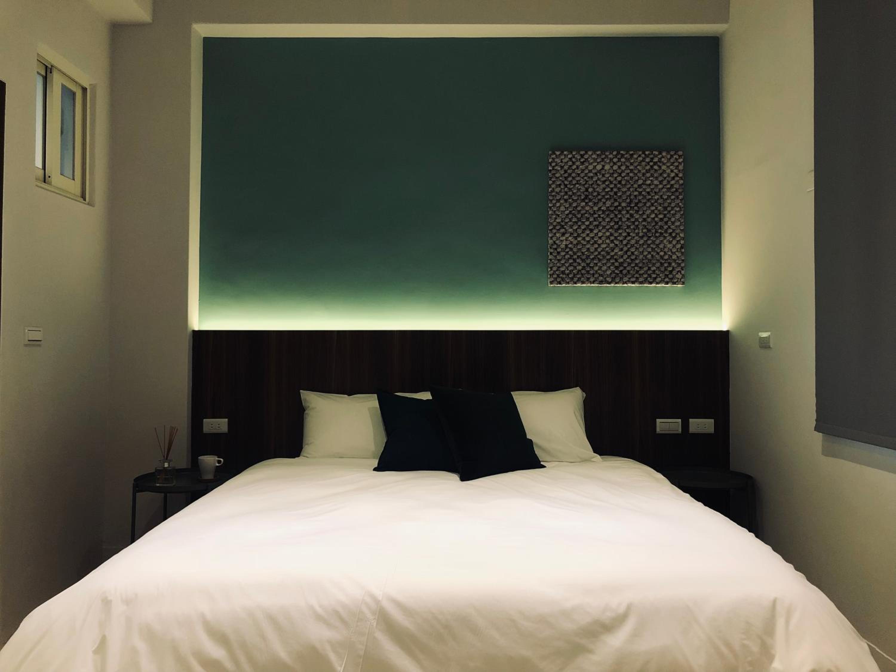 Superior Double Room with Balcony - Photo 5