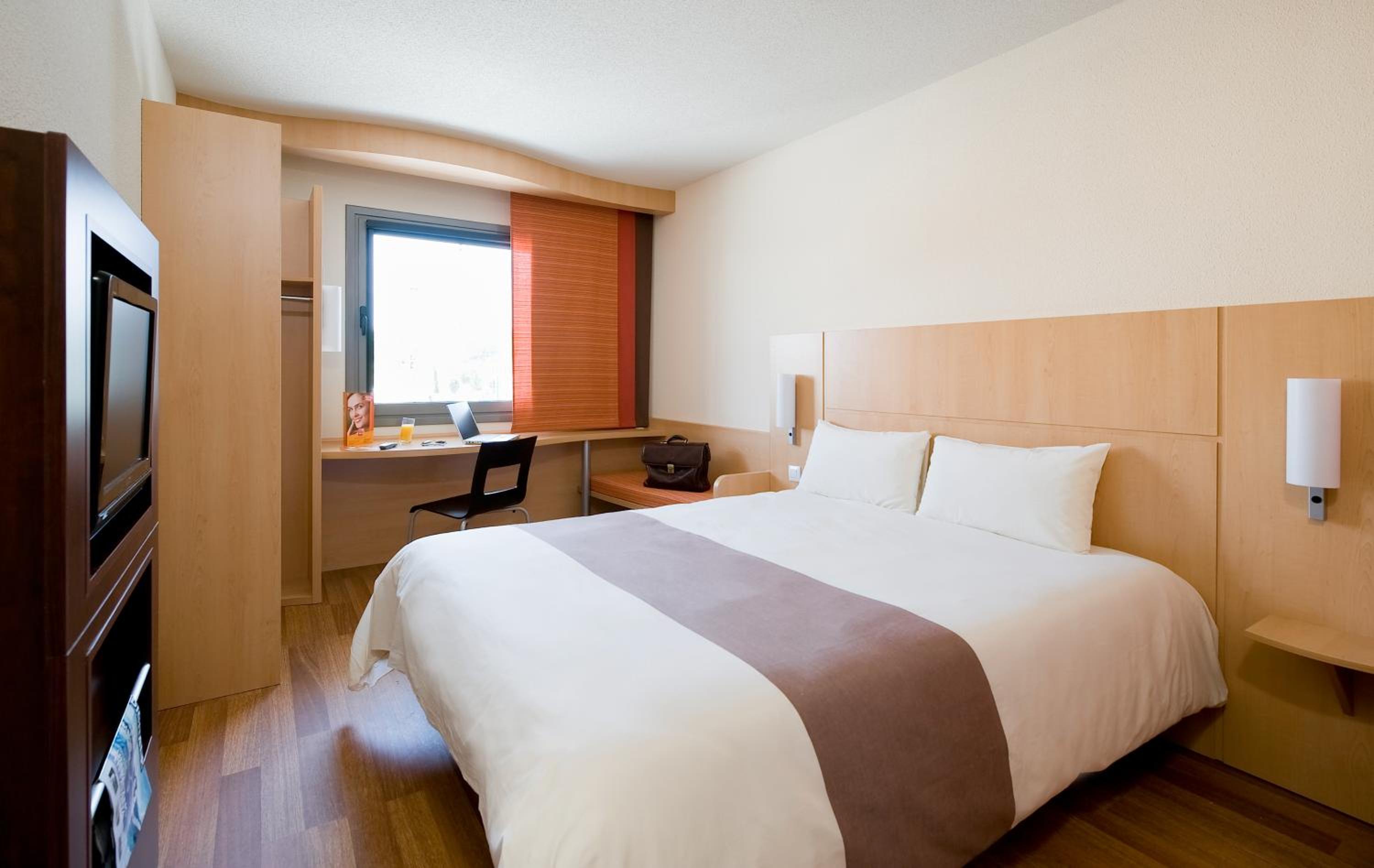 Double Room with Extra Bed - Photo 7