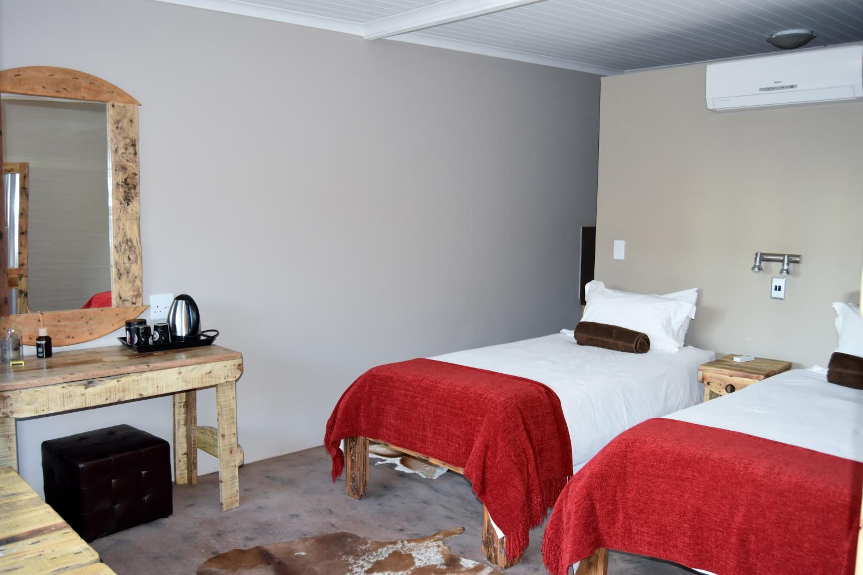 Double or Twin Room with Bathroom photo 3