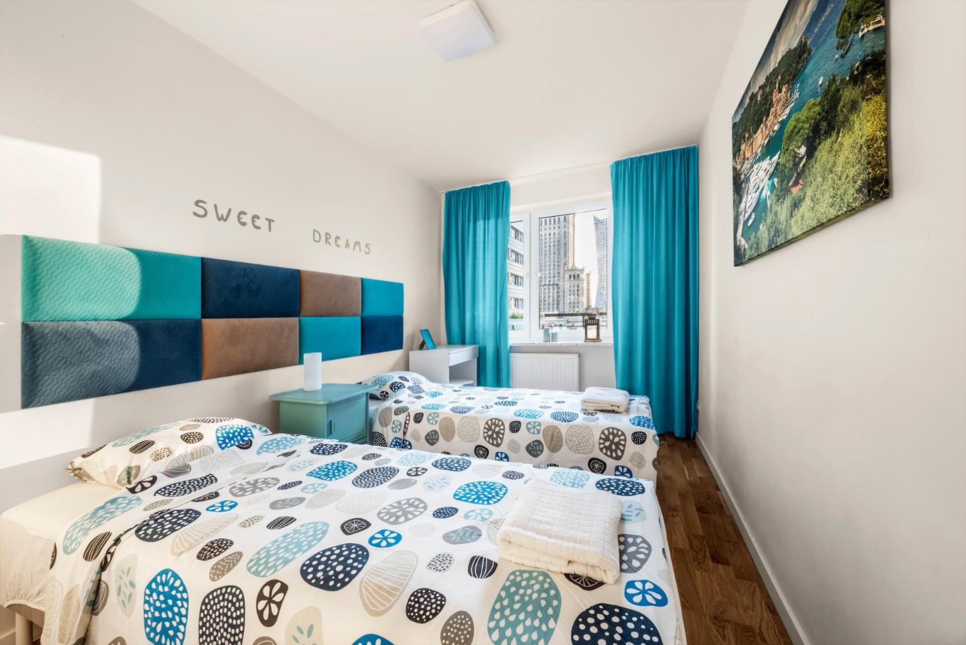 One-Bedroom Apartment with Balcony and City View - Zgoda 12 9th floor