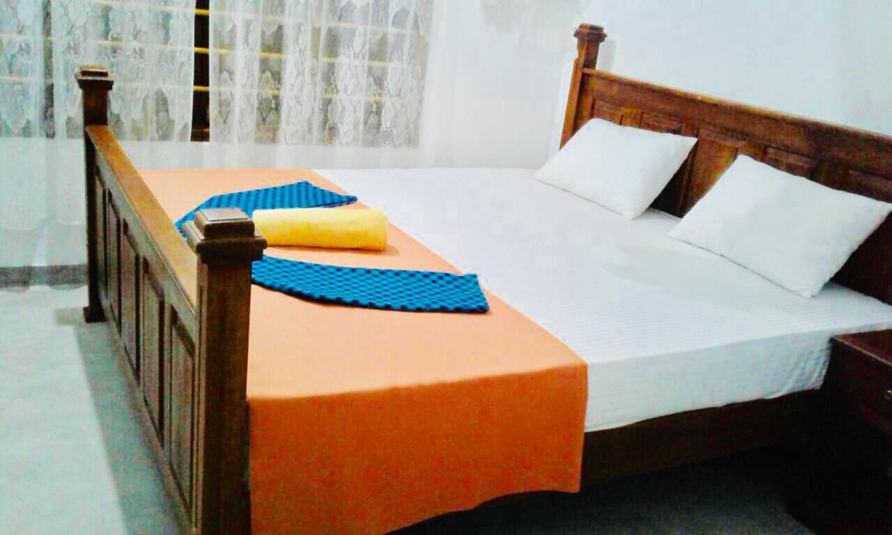 Budget Double Room photo 3