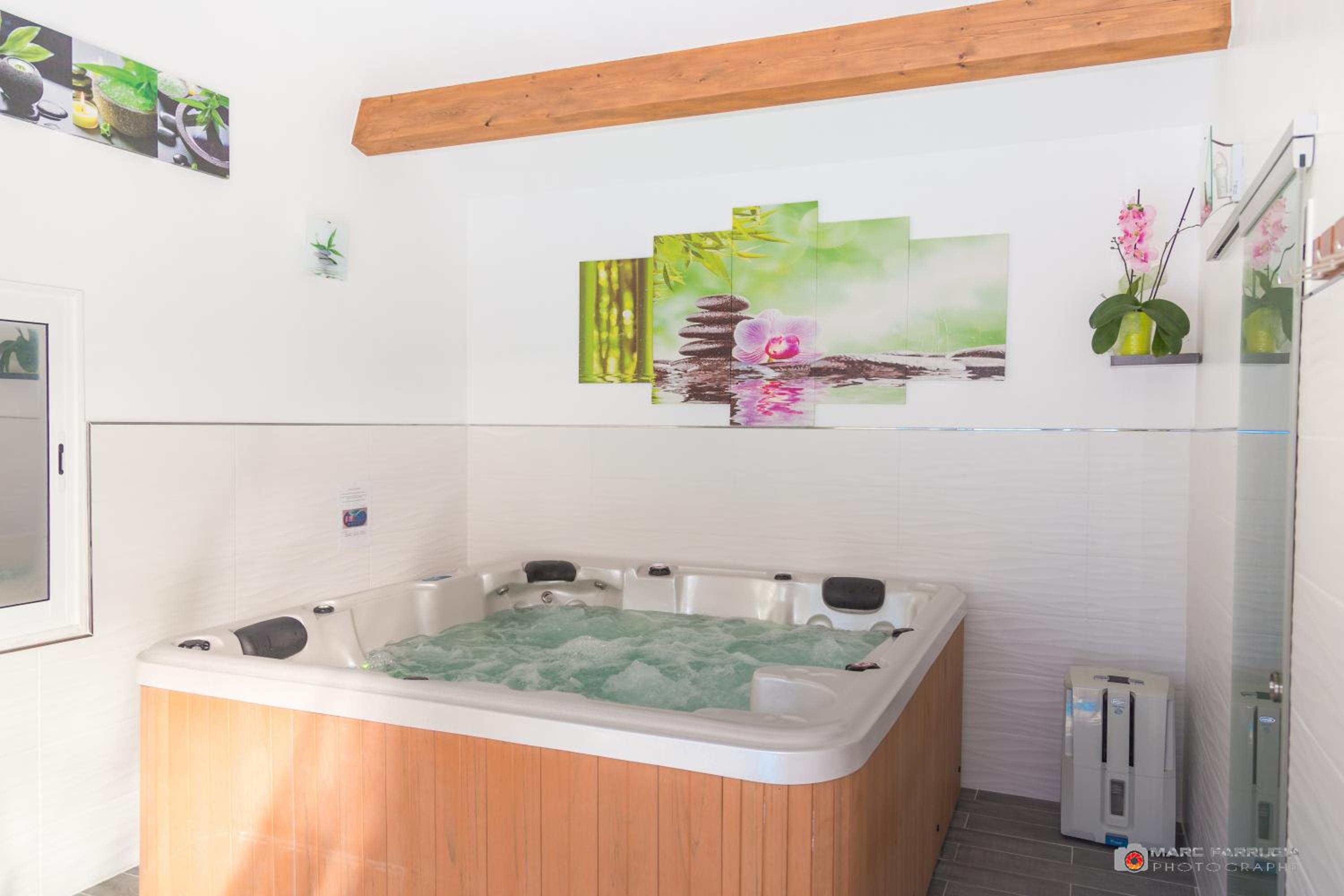 Double Room with Spa Bath