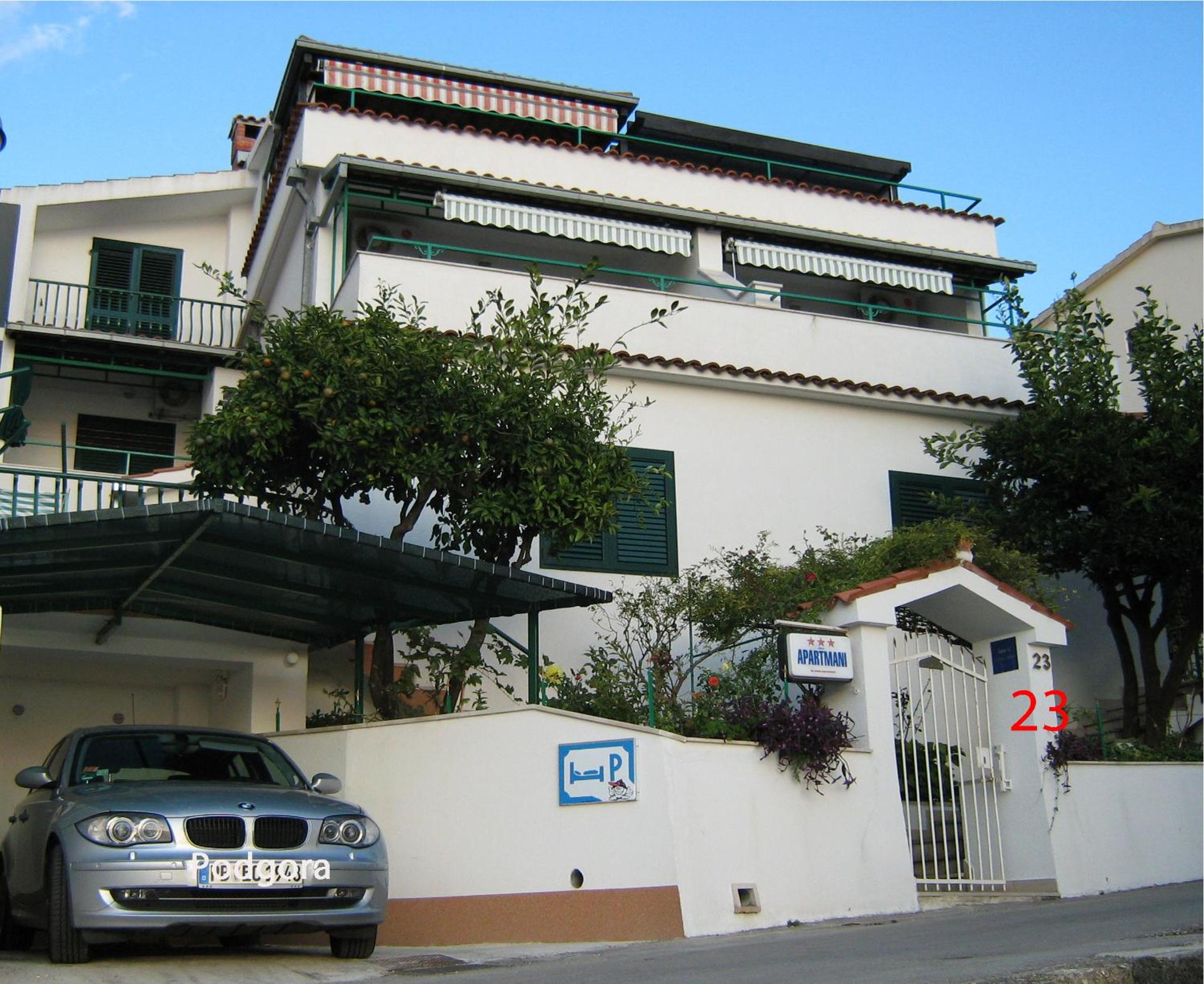 Apartment with Sea View - Photo 37
