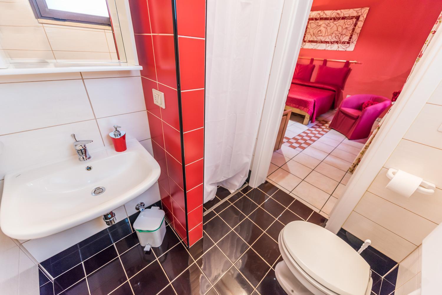 Triple Room With Private Bathroom photo 2
