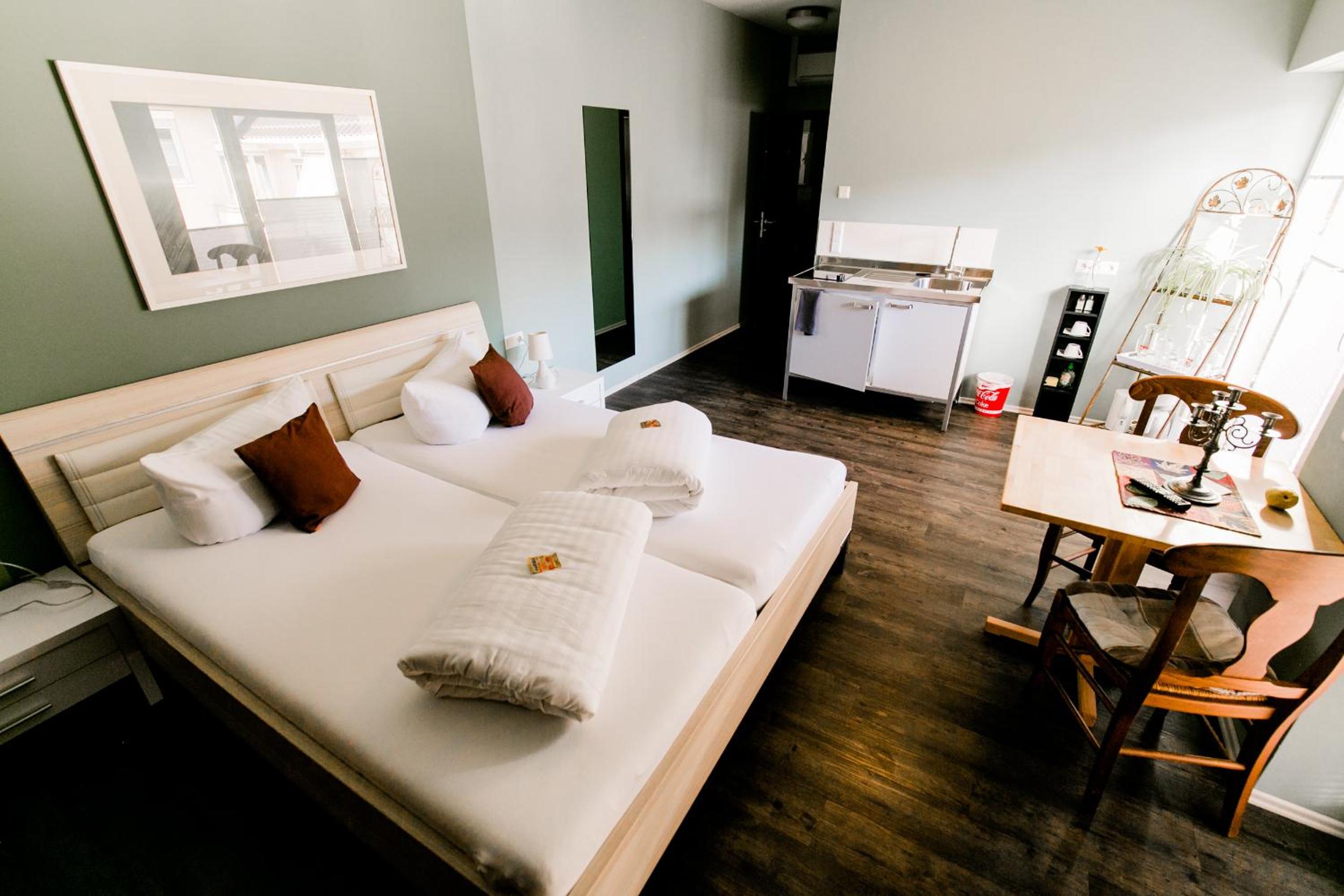 Deluxe Double Room - Photo 6