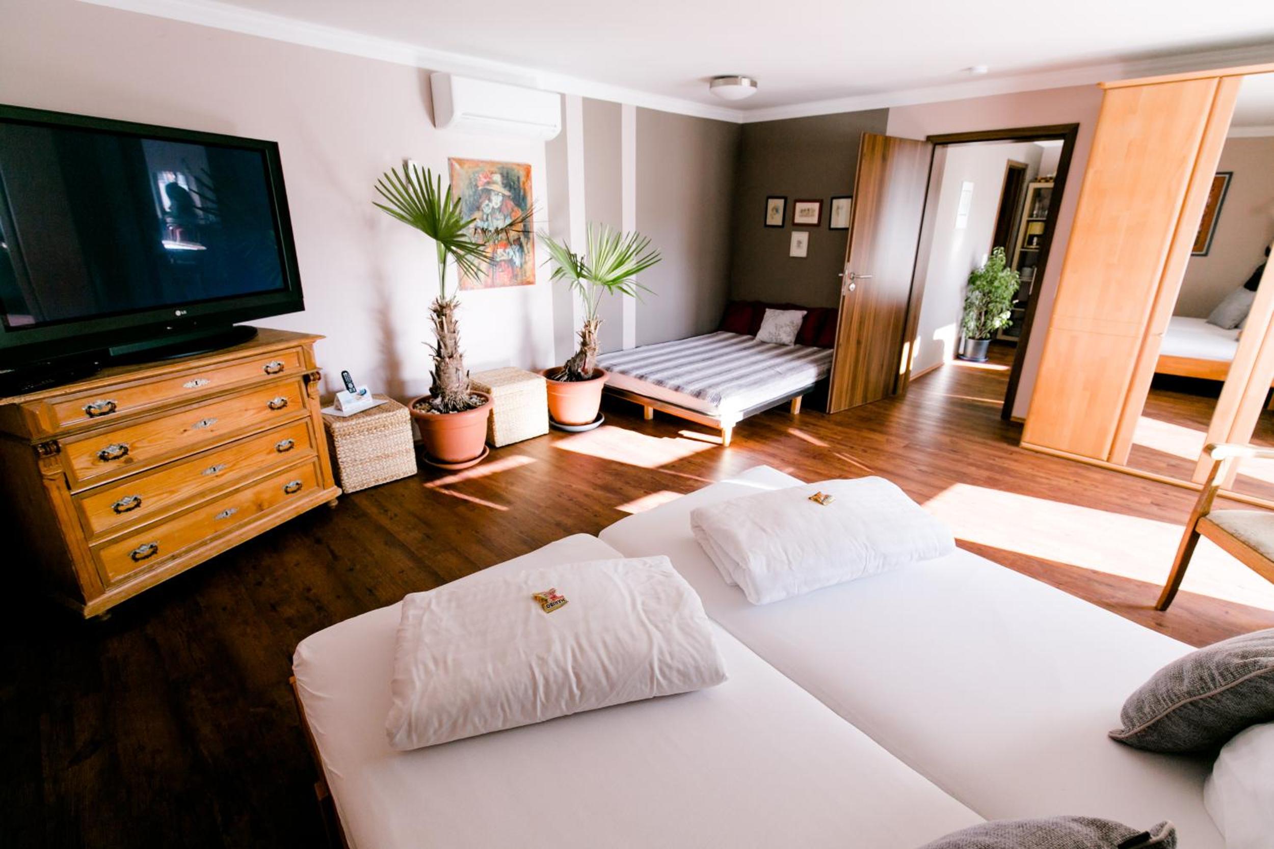 Apartment - Photo 14