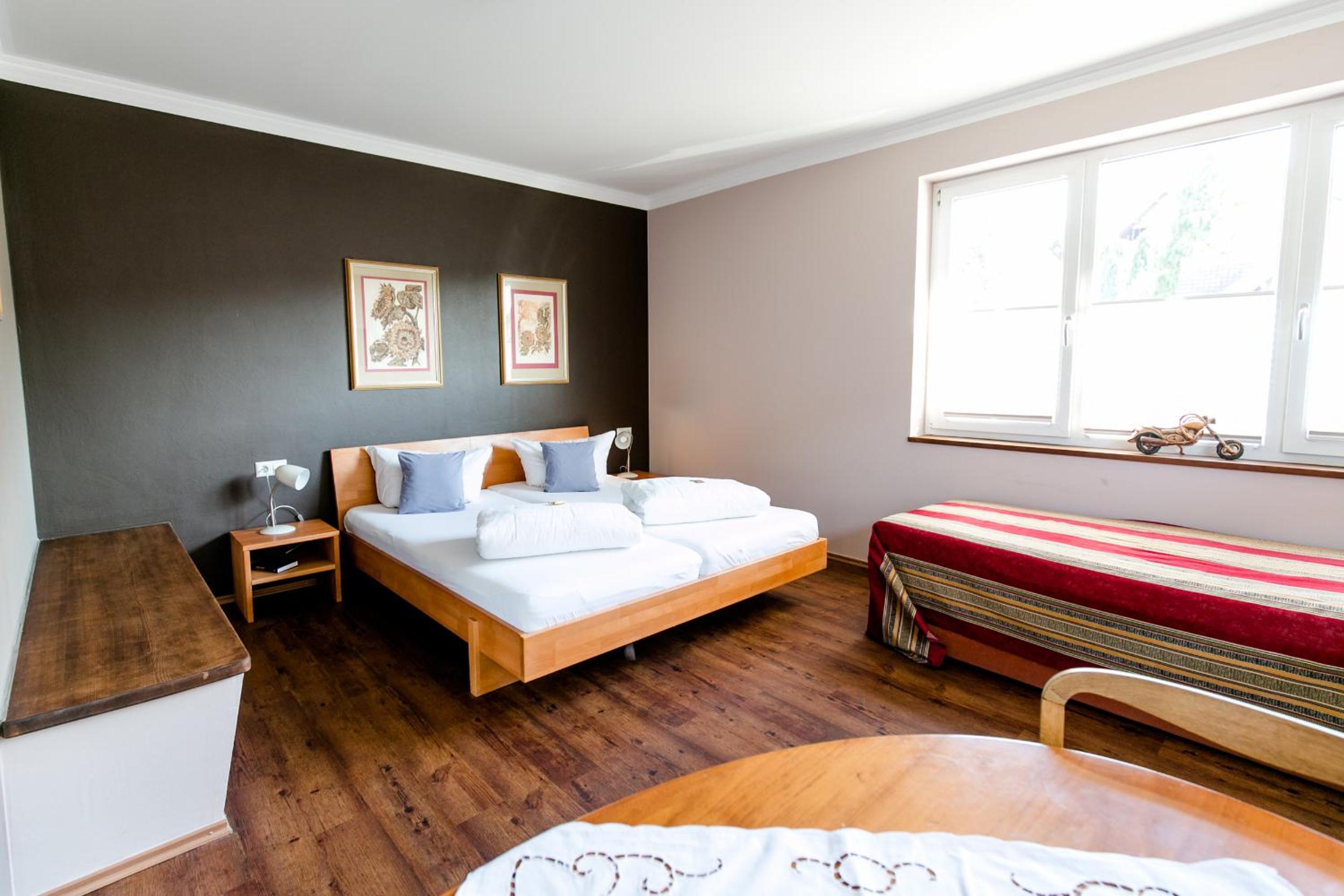 Apartment - Photo 11