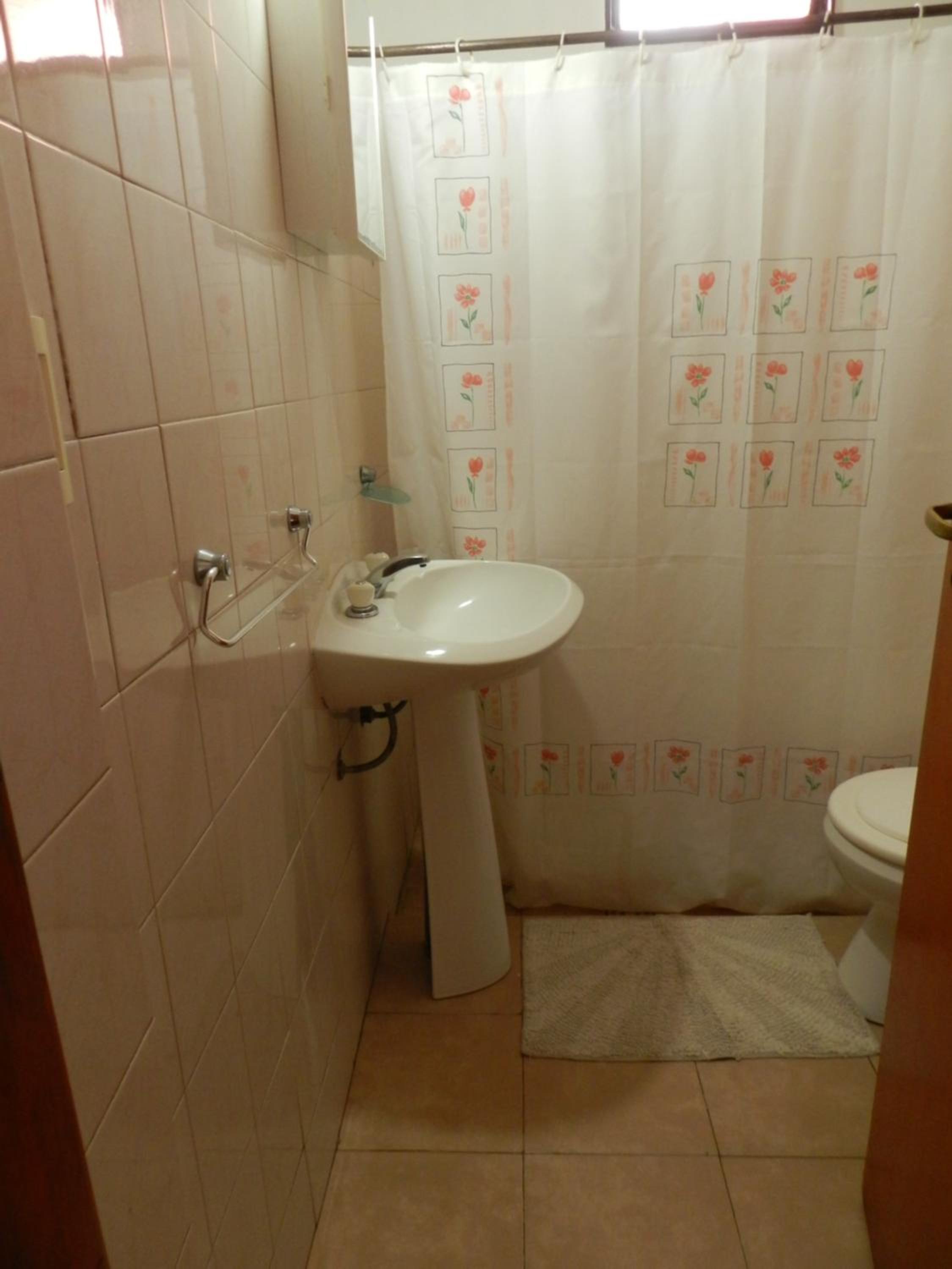 Basic Triple Room photo 2