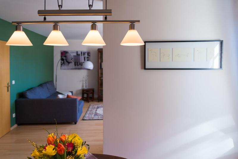 Two-Bedroom Apartment - Photo 2