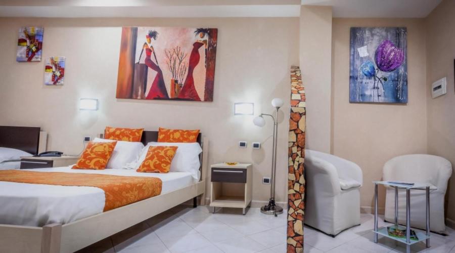 Triple Room - Photo 7