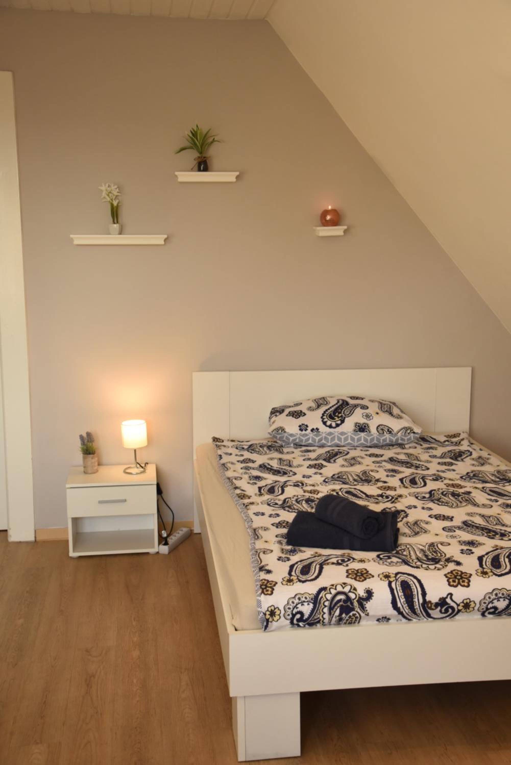 Standard Double Room with Shared Bathroom photo 2