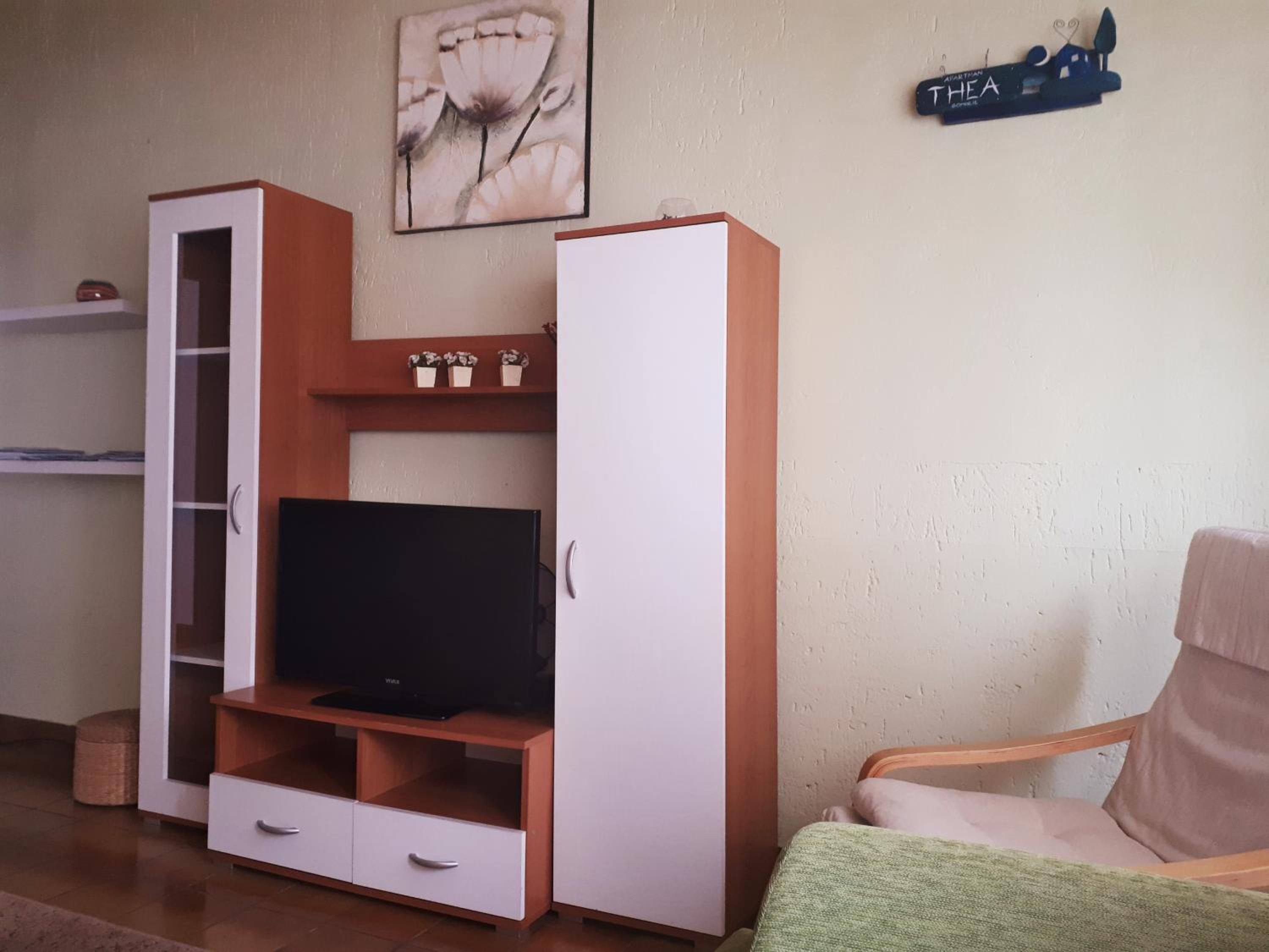 Two-Bedroom Apartment with Terrace photo 2