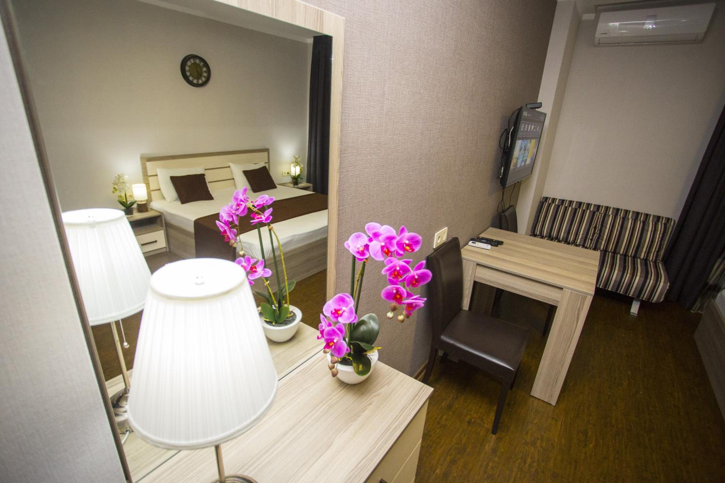 Suite with Sea View - Photo 11