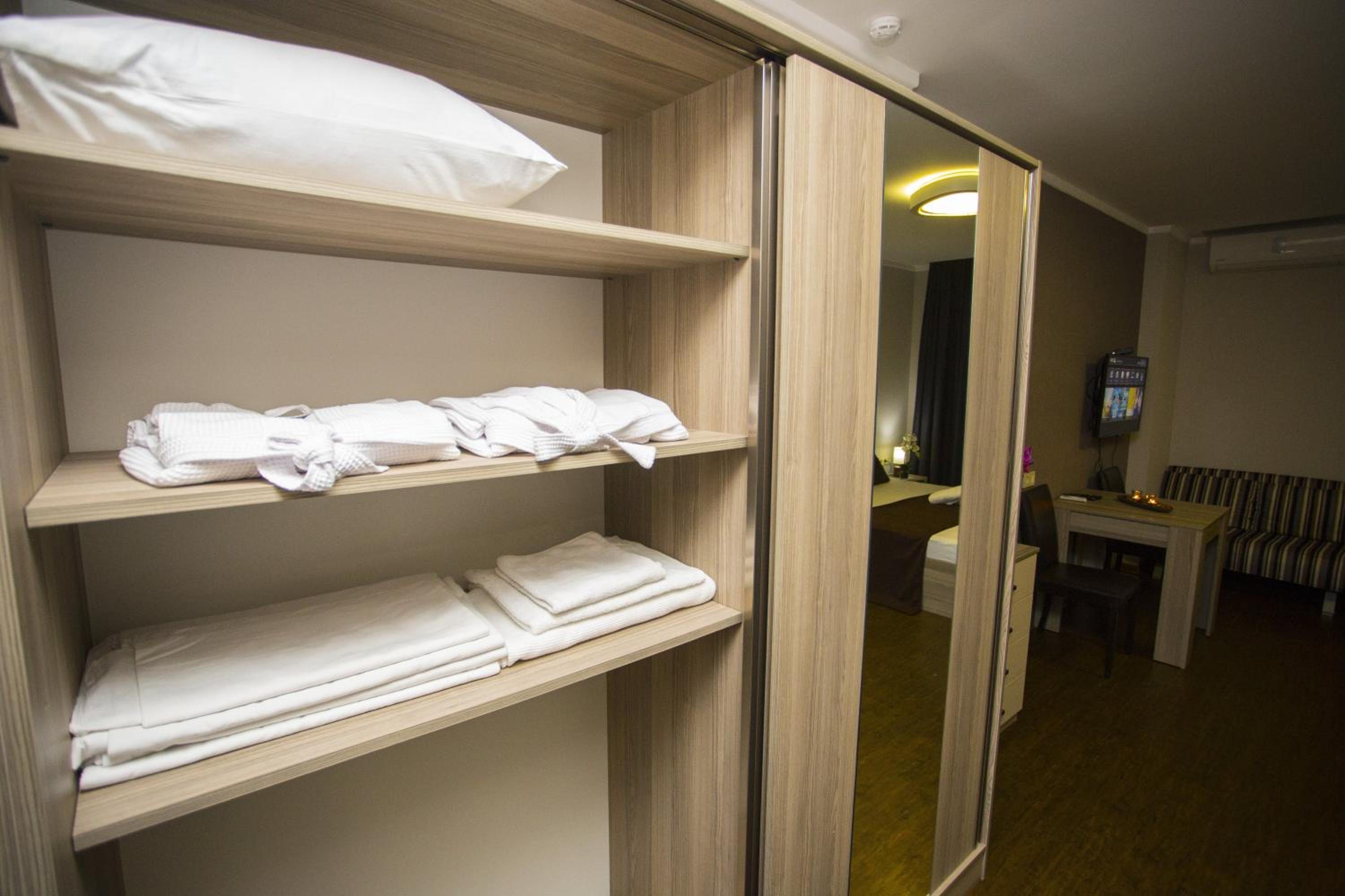 Suite with Sea View - Photo 5