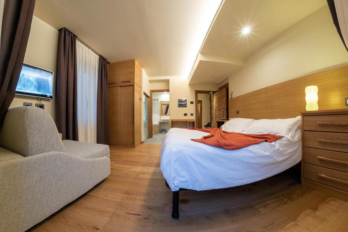 Suite Superior con bagno turco e vasca idromassaggio - Photo 19