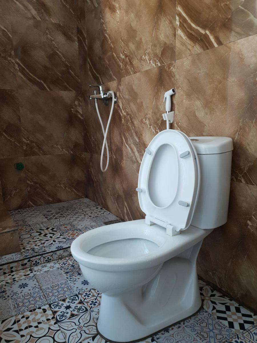 Twin Room with Private Bathroom photo 3