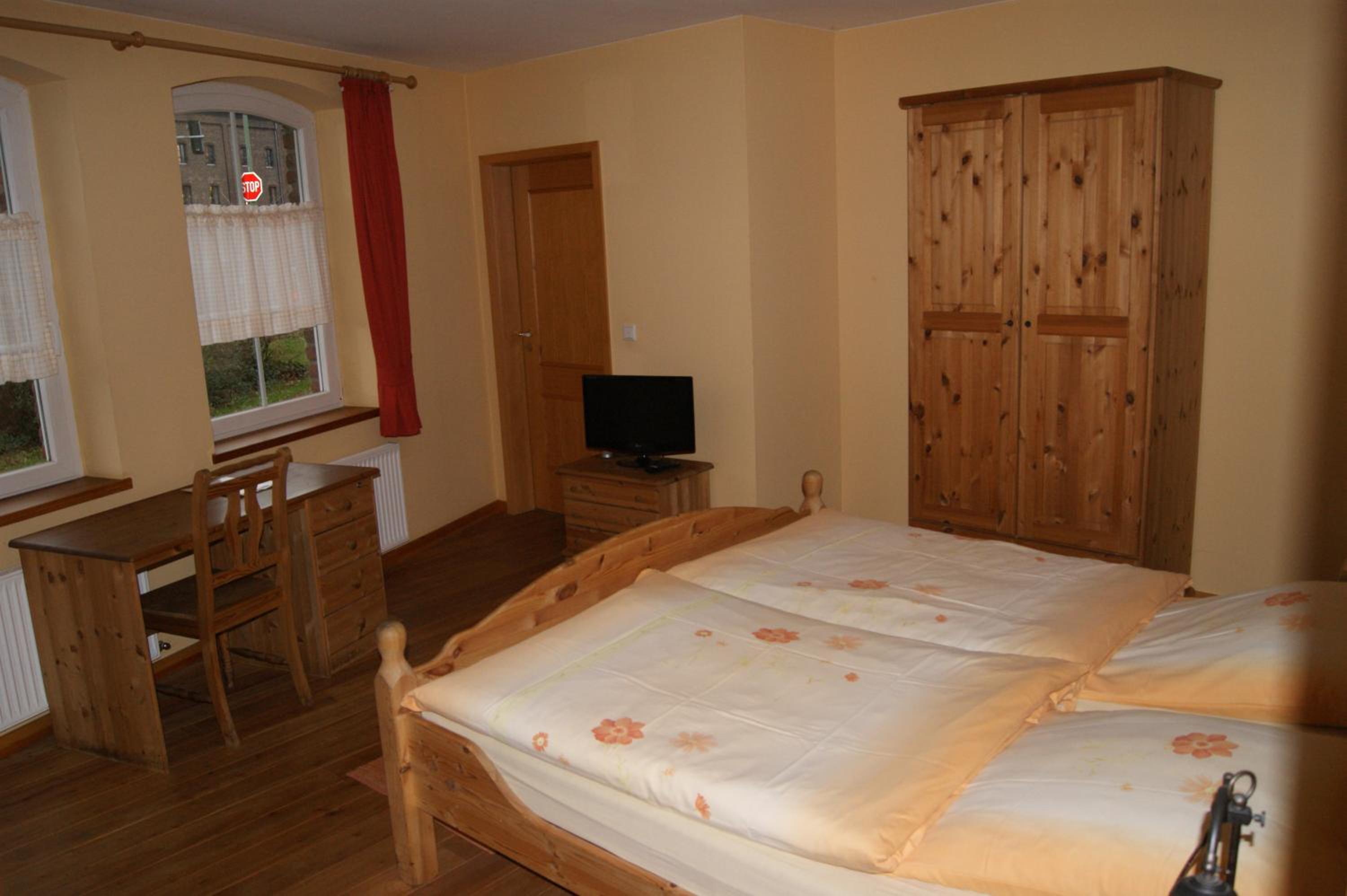 Double Room - Photo 6