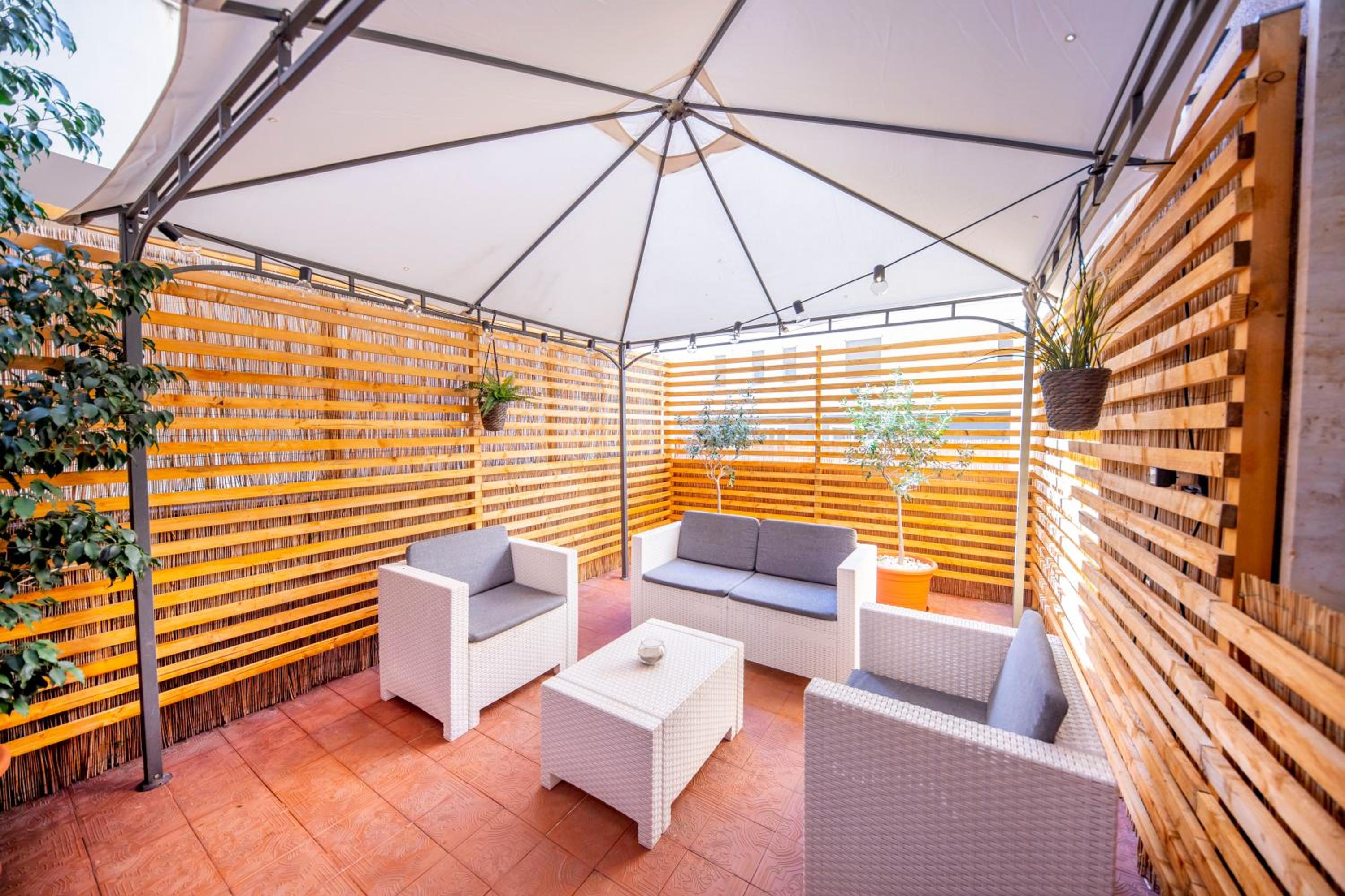 Superior Double Room with Terrace and private bathroom, photo 6
