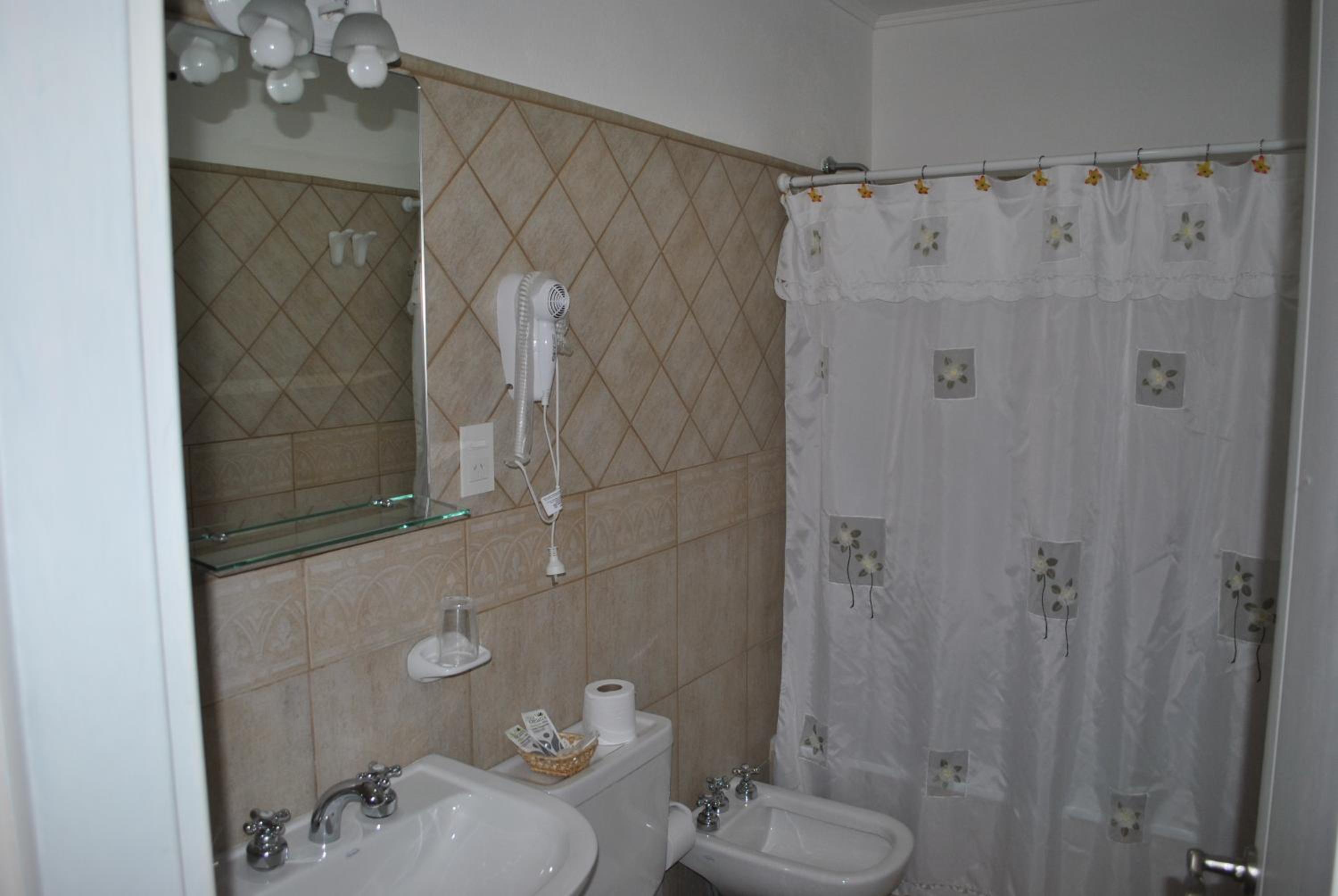 Double or Twin Room photo 2