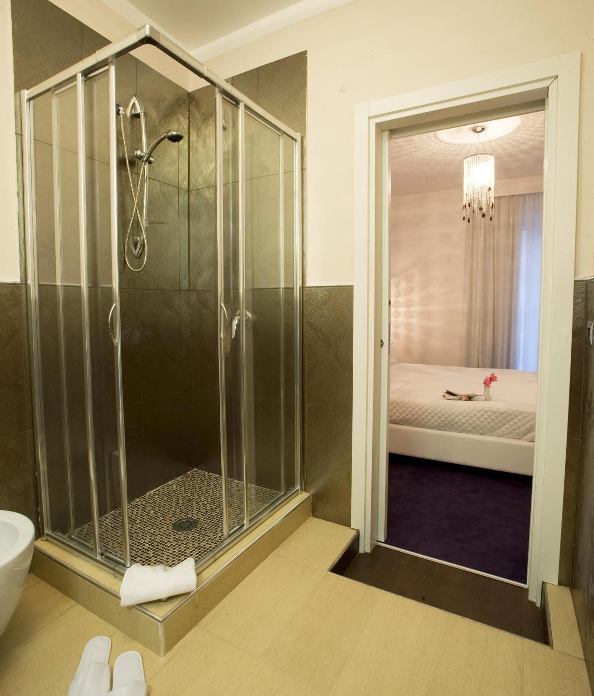 Superior Double Room - Photo 7