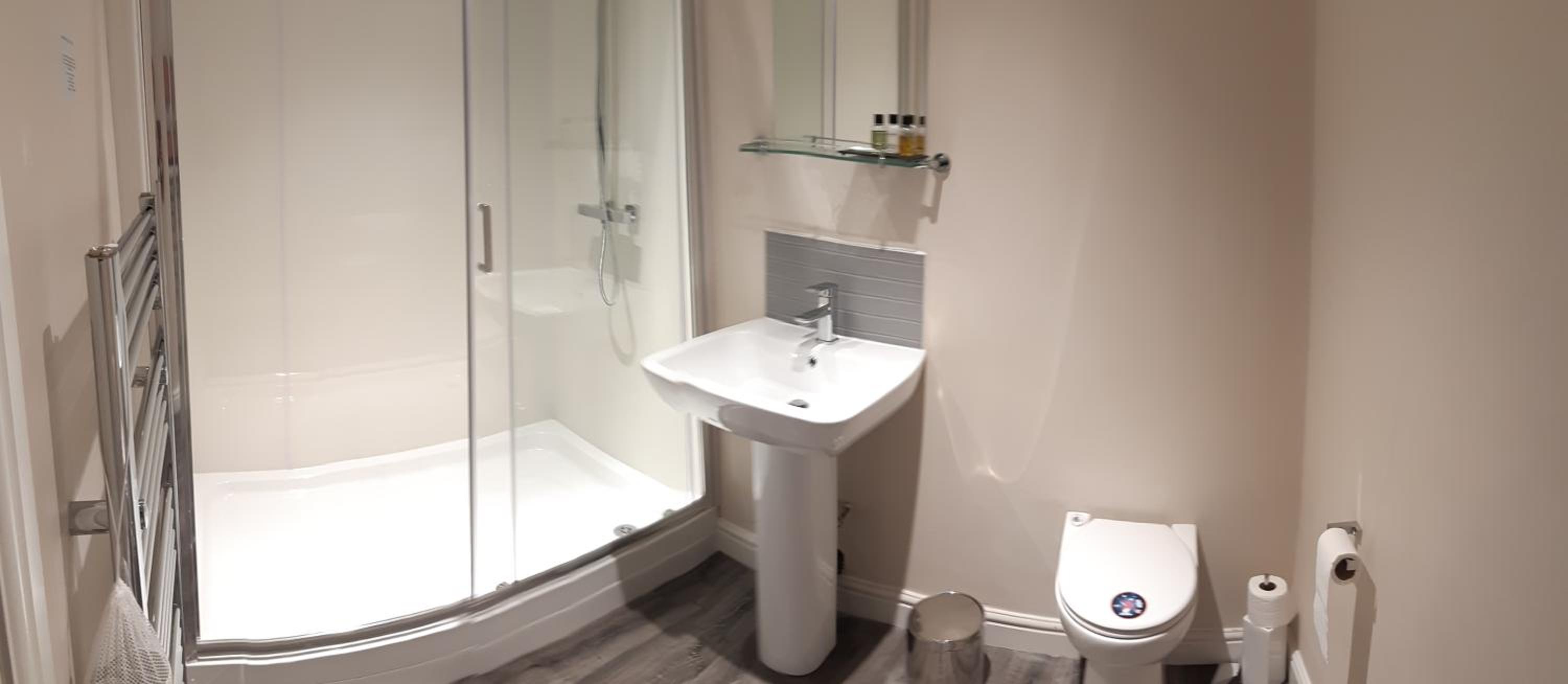 Double Room with Private Bathroom photo 3