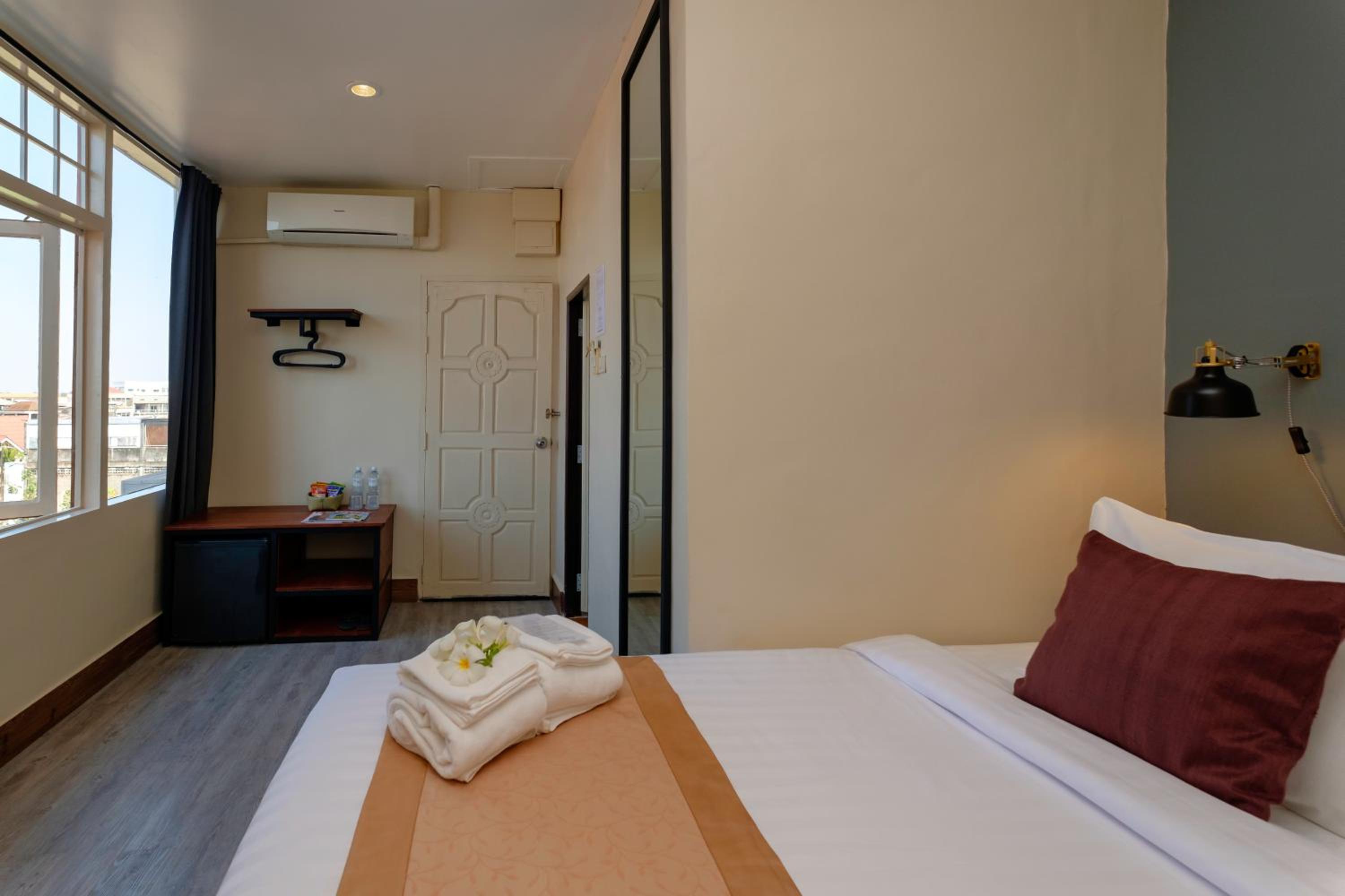 Standard Double Room photo 3