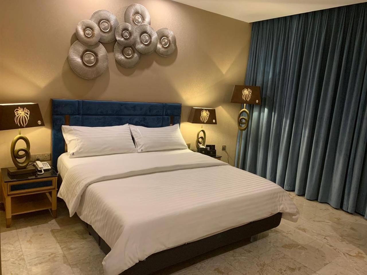 Deluxe Double Room photo 2