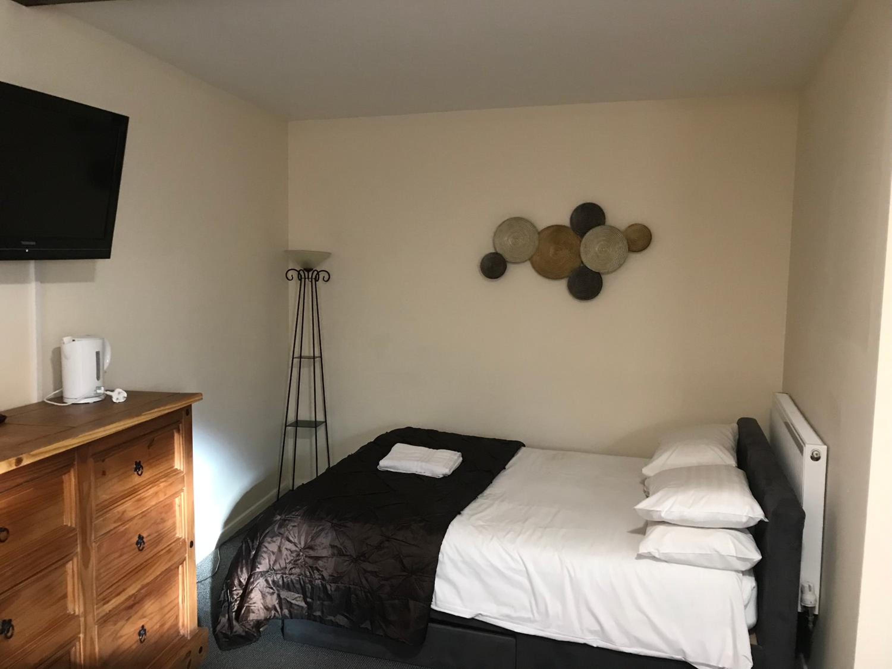 Standard Triple Room - Photo 2