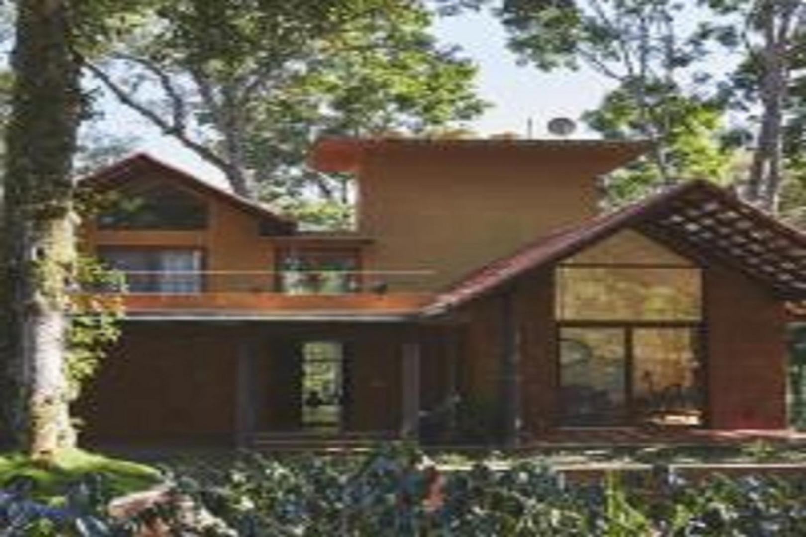 Three-Bedroom Villa - Photo 9