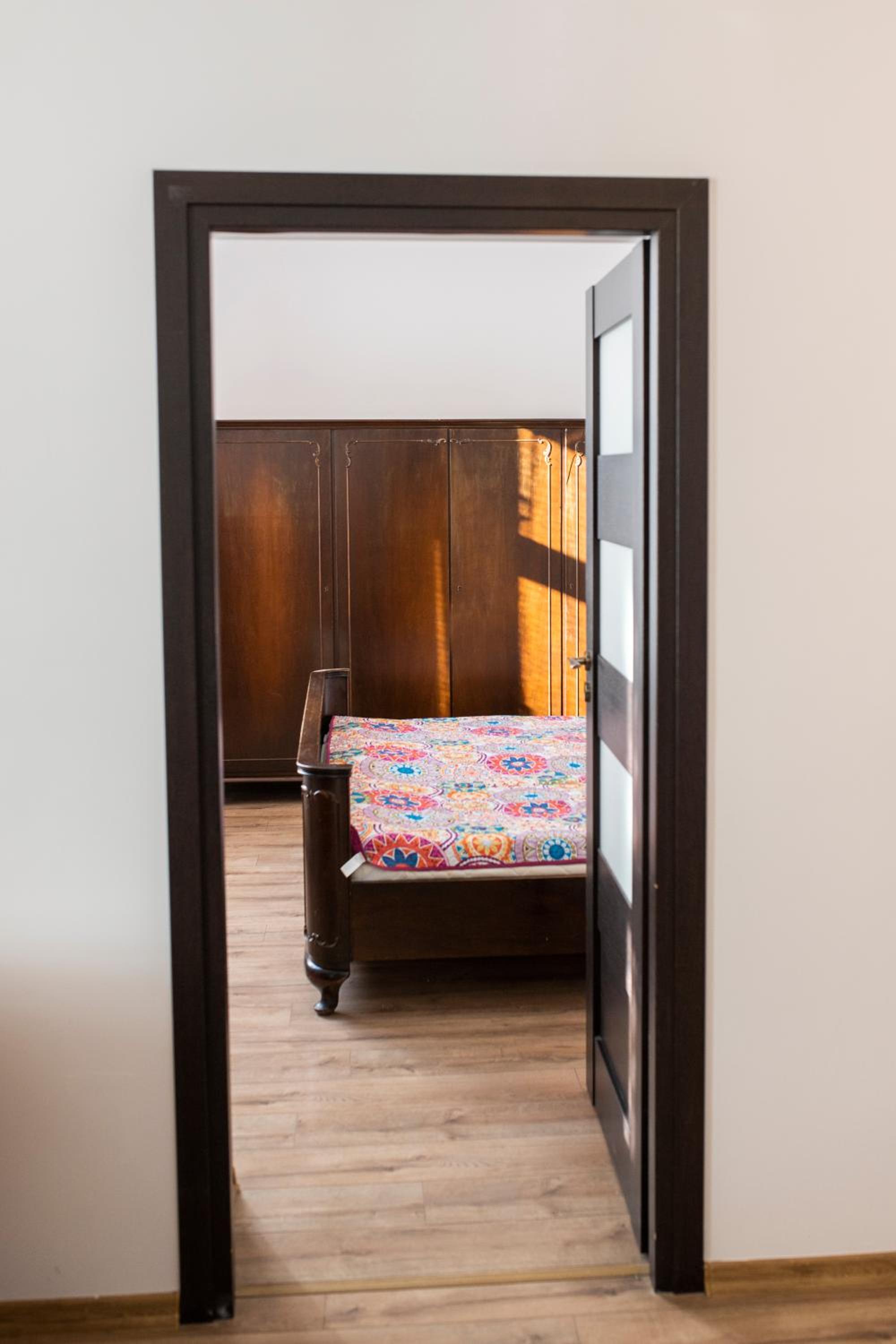 Two-Bedroom Apartment - Photo 6