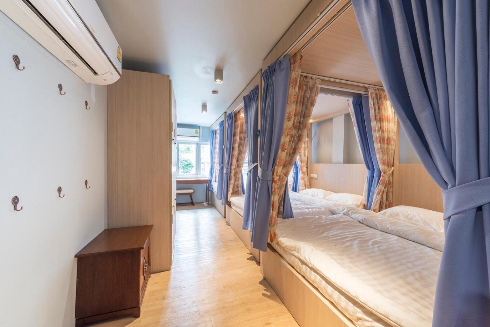 4-Bed Mixed Dormitory Room photo 1
