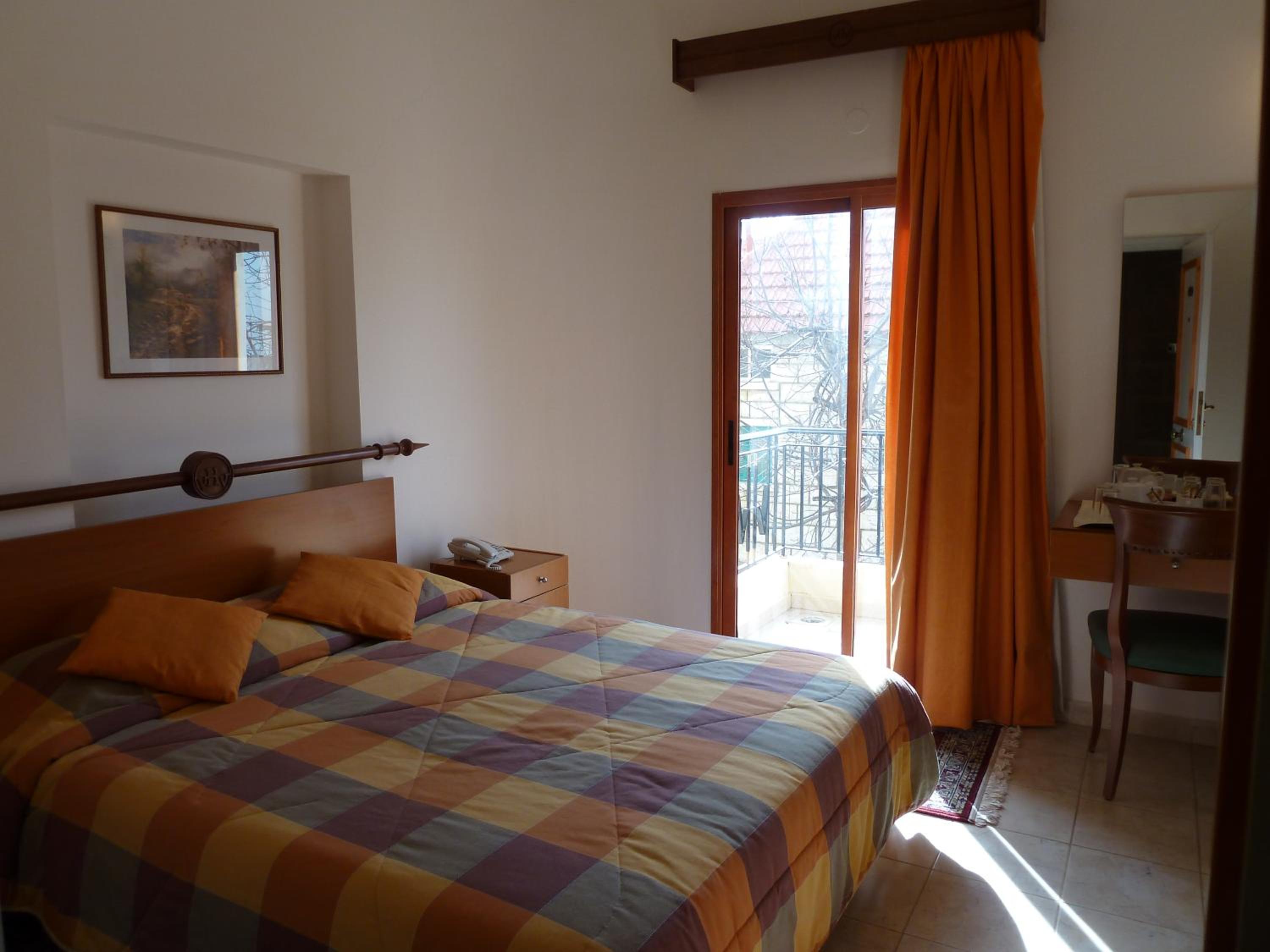 Apartment with Terrace photo 2