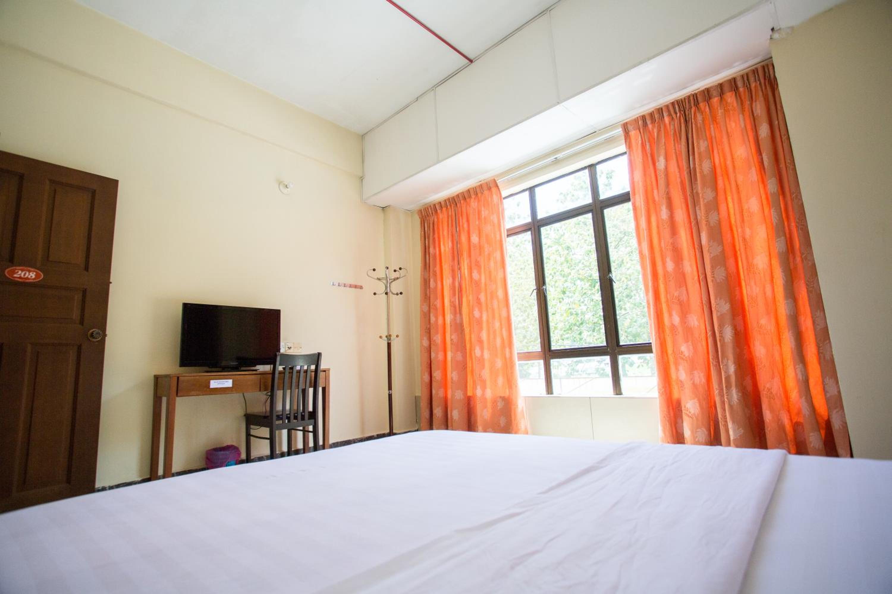 Double or Twin Room with Bathroom