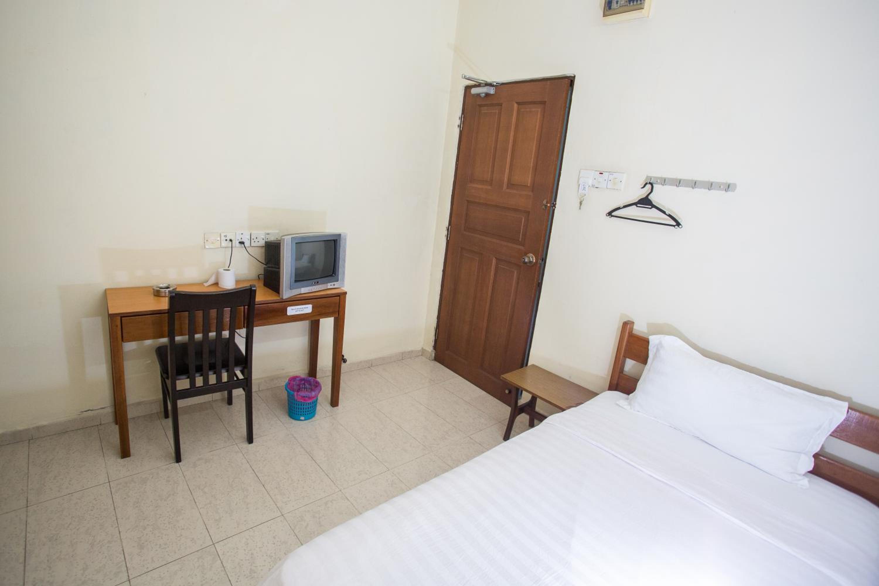 Double or Twin Room with Bathroom