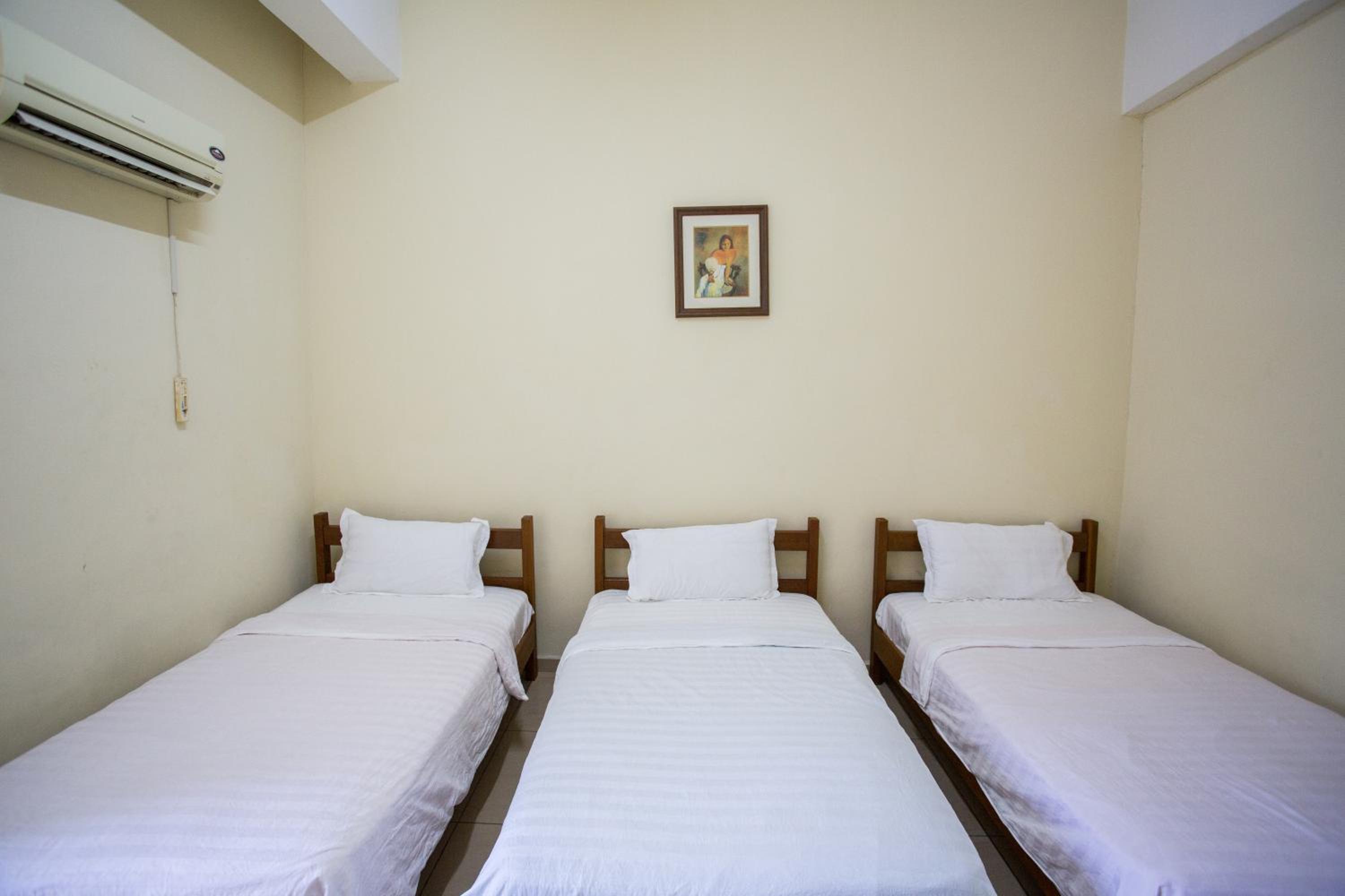Triple Room with Bathroom