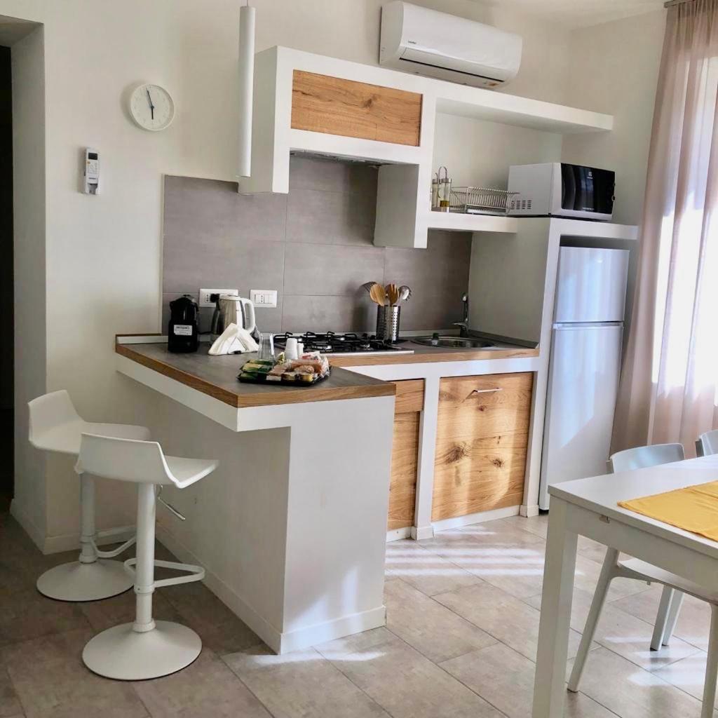 Apartment with Balcony - Photo 20