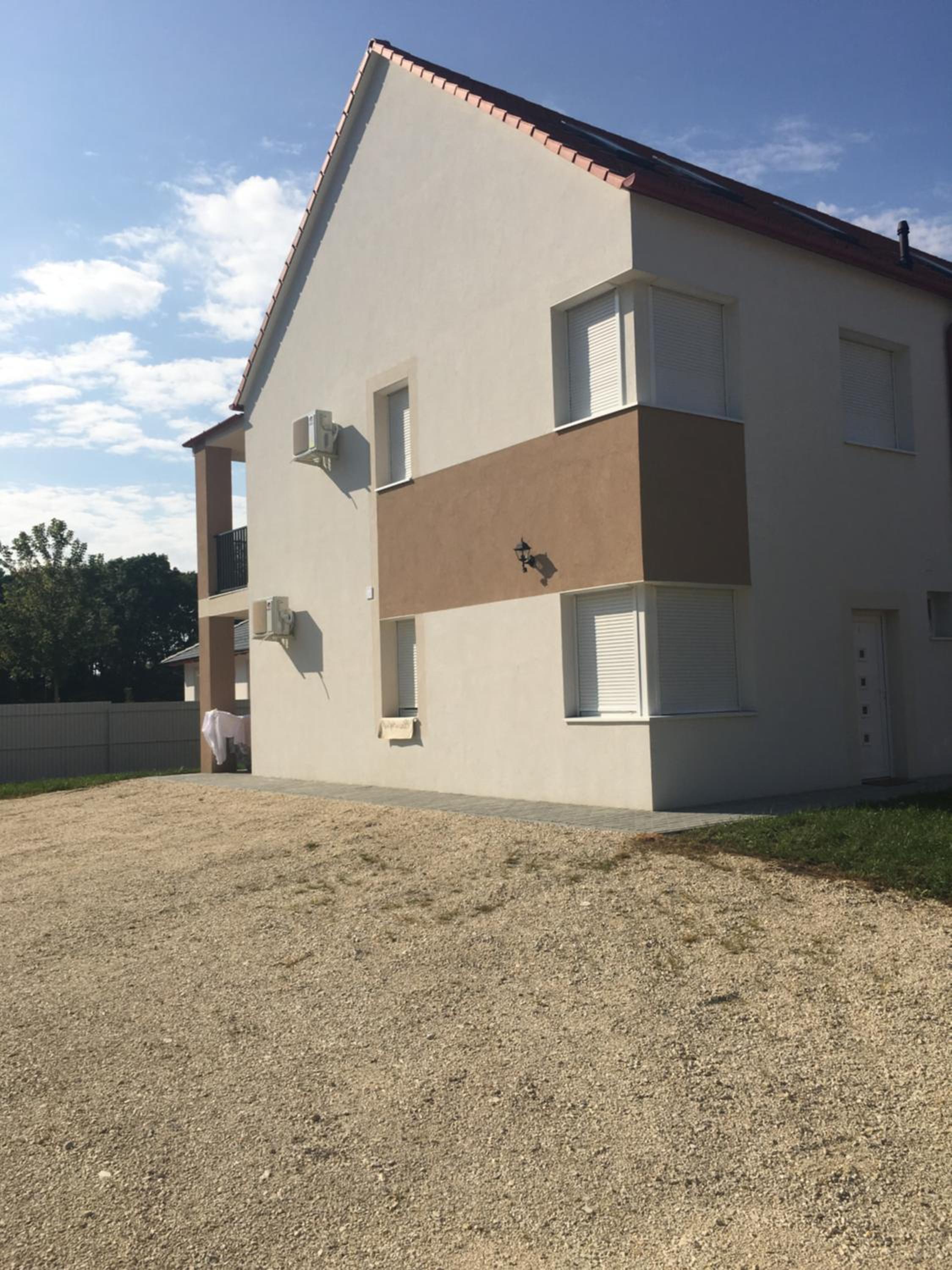 Apartment - Photo 4