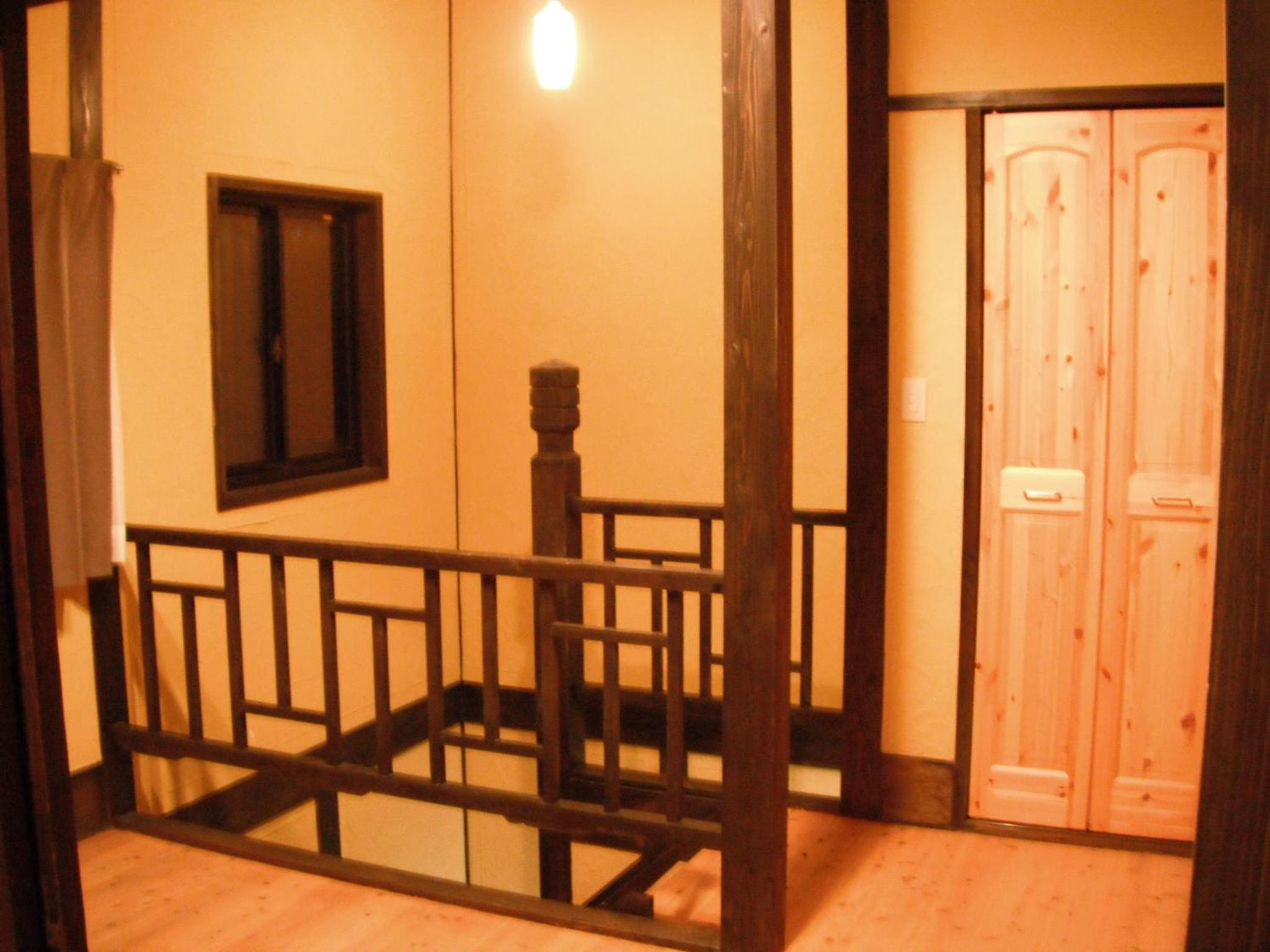Superior Japanese-Style House - Photo 15
