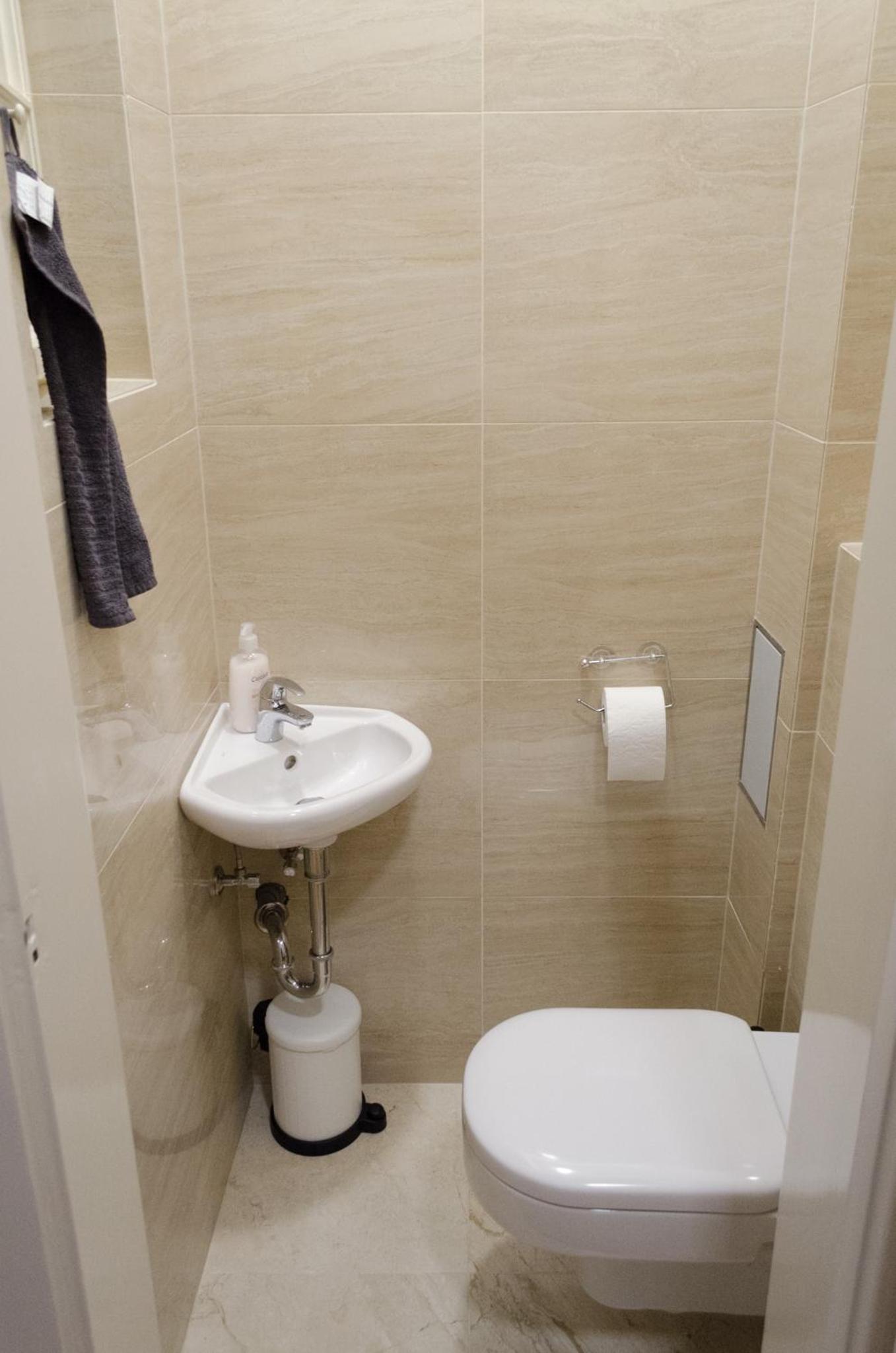 Apartment - Photo 10