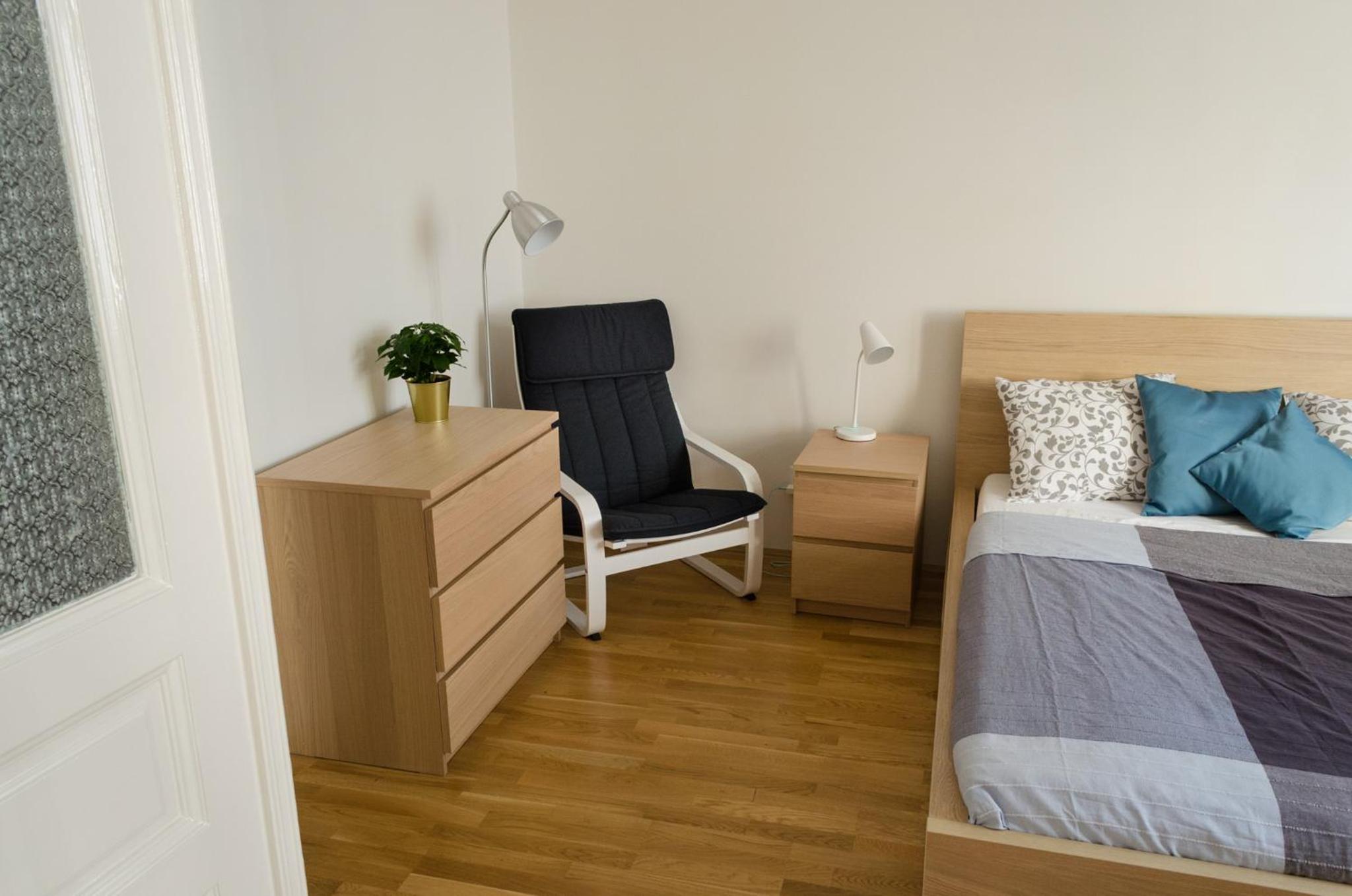 Apartment - Photo 12