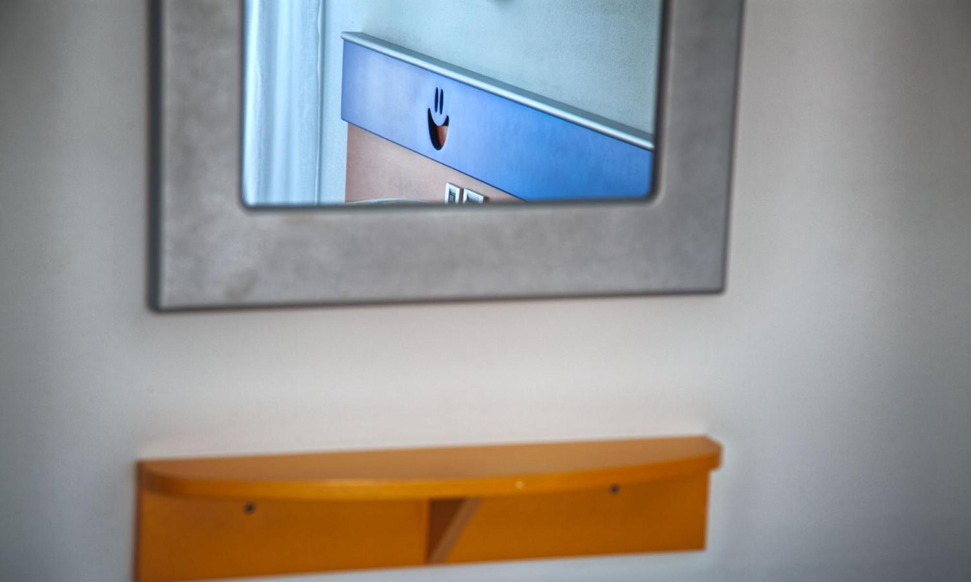 One-Bedroom Apartment - Photo 12