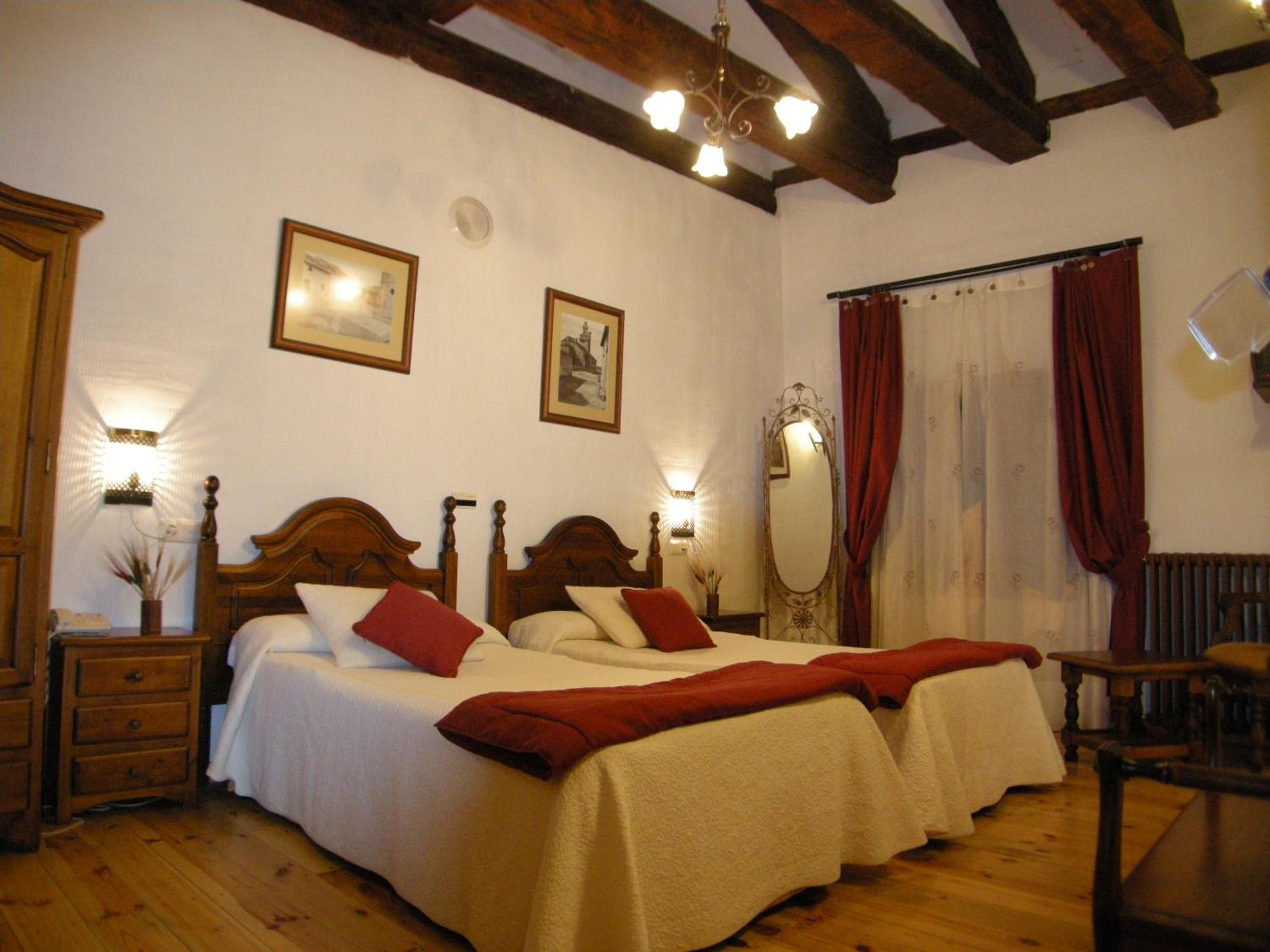 Habitación Doble o con Dos Camas