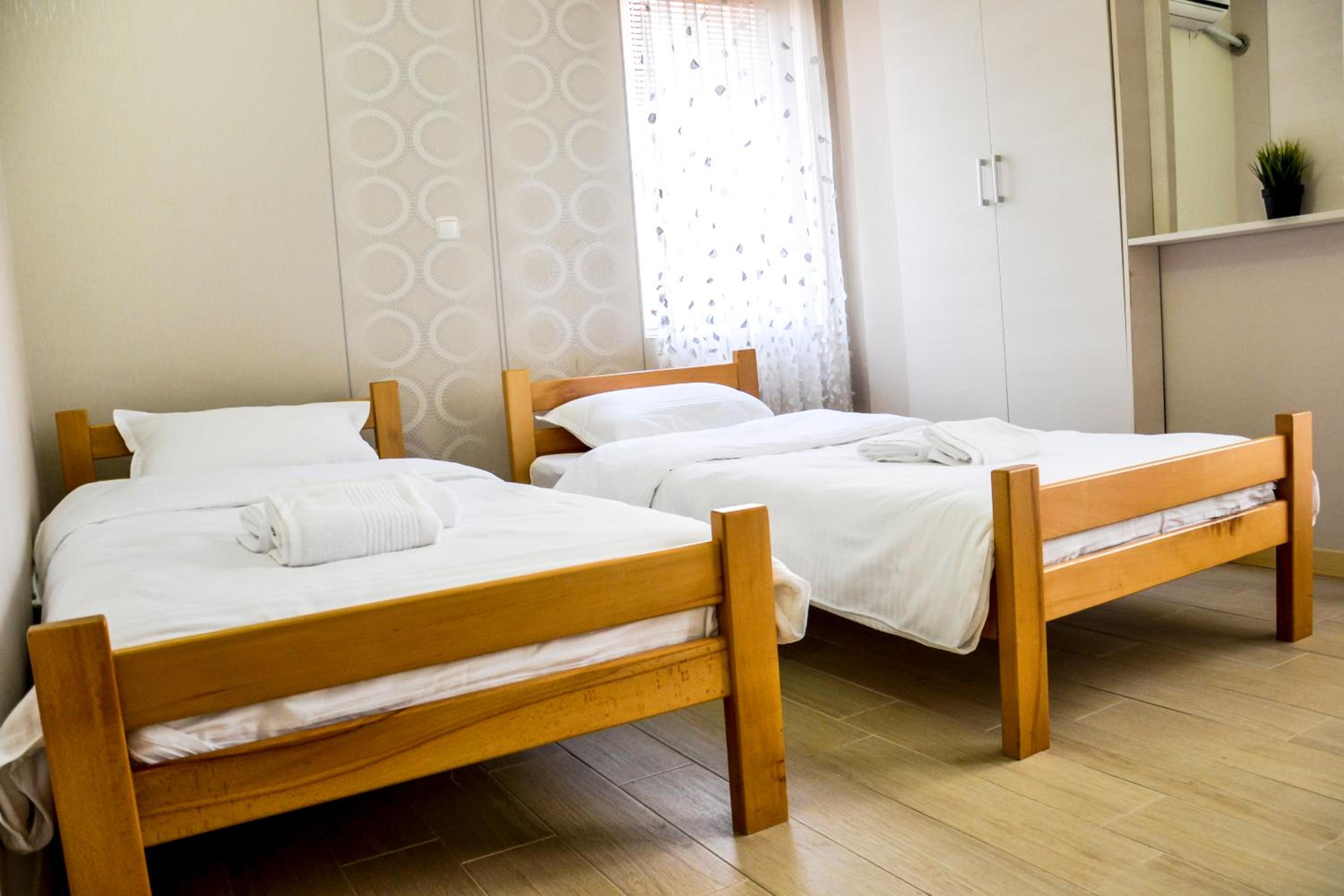 Standard Double Room - Photo 4
