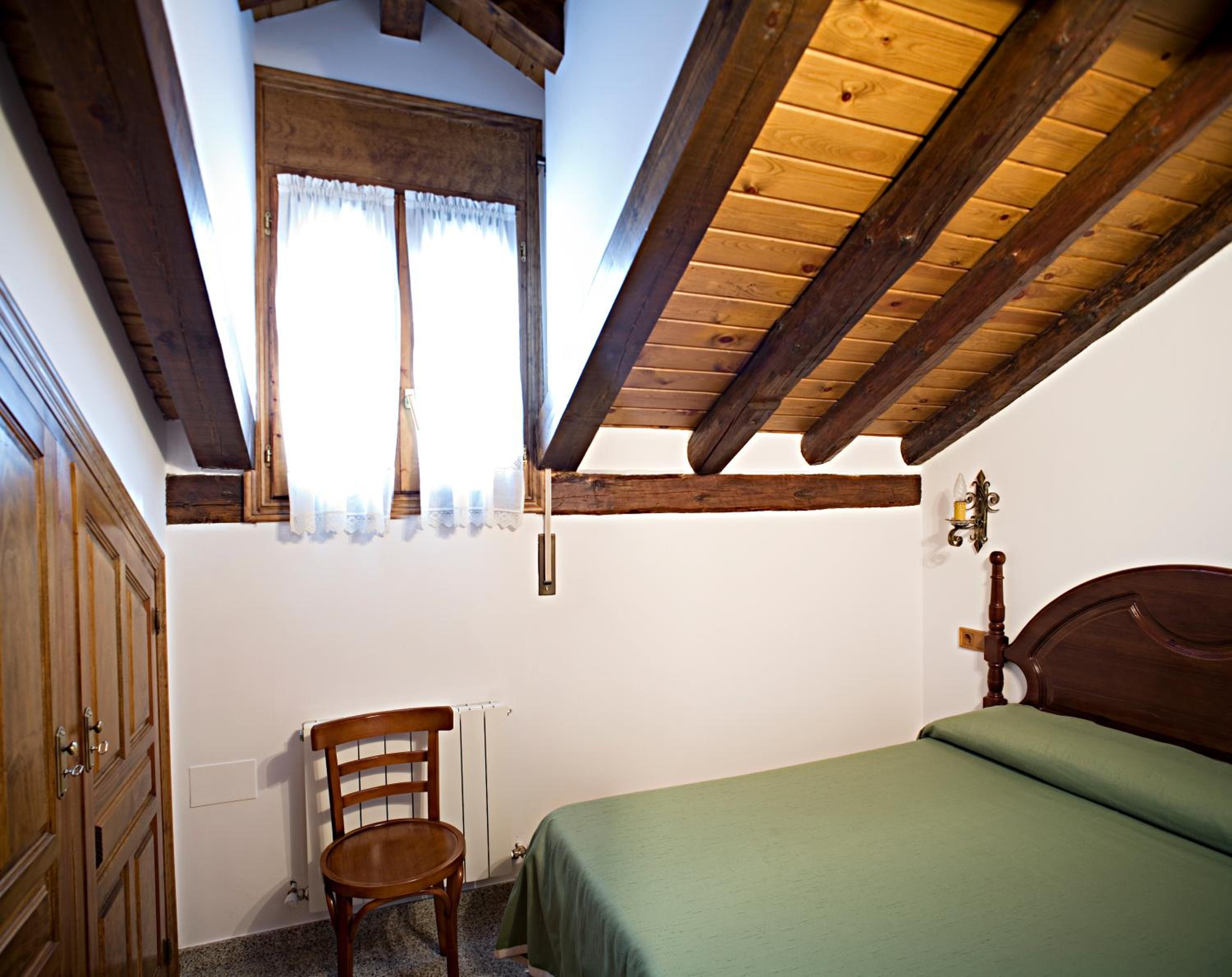 Two-Bedroom Apartment with Terrace photo 3
