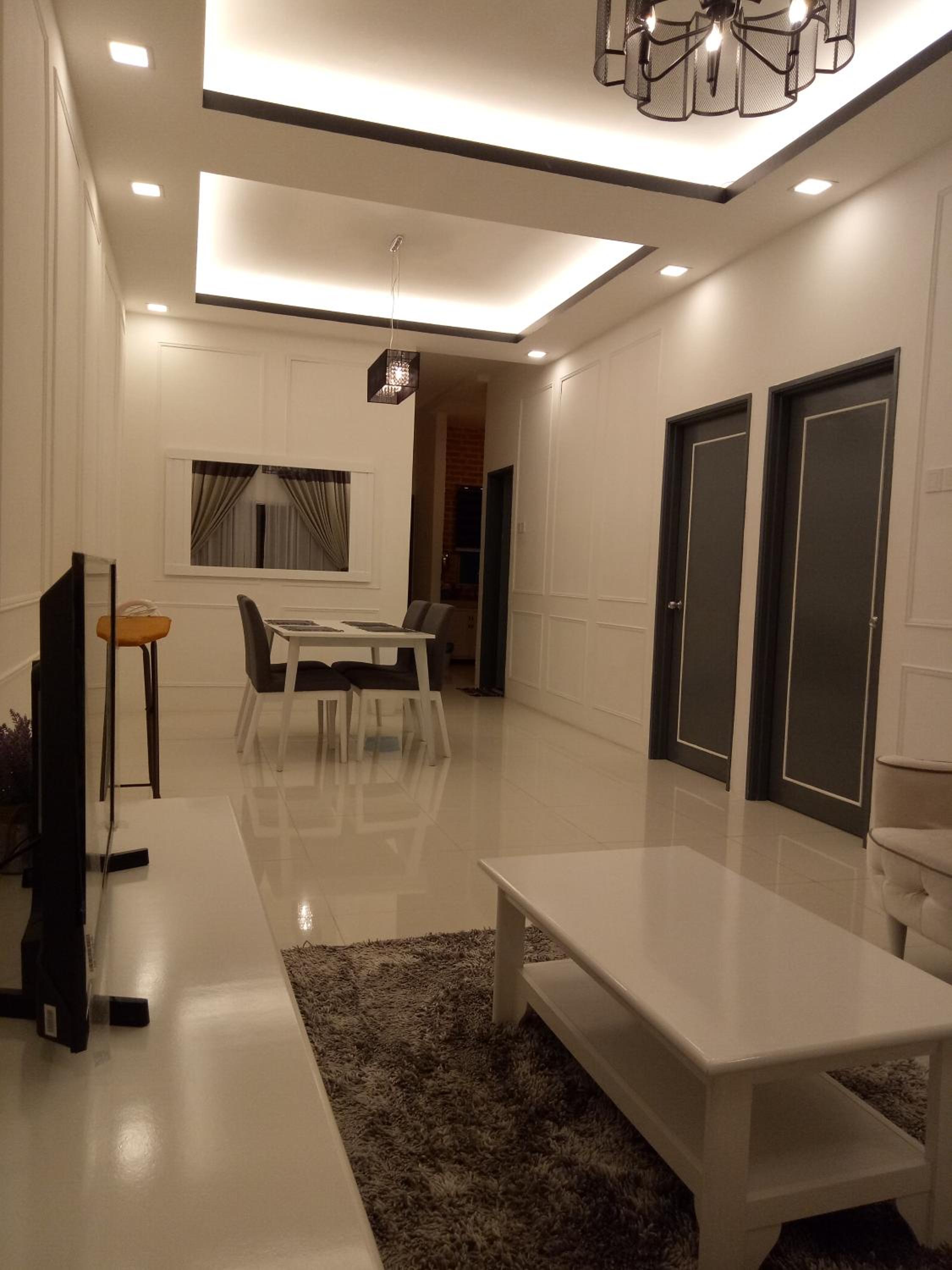 Three-Bedroom Apartment - Photo 17