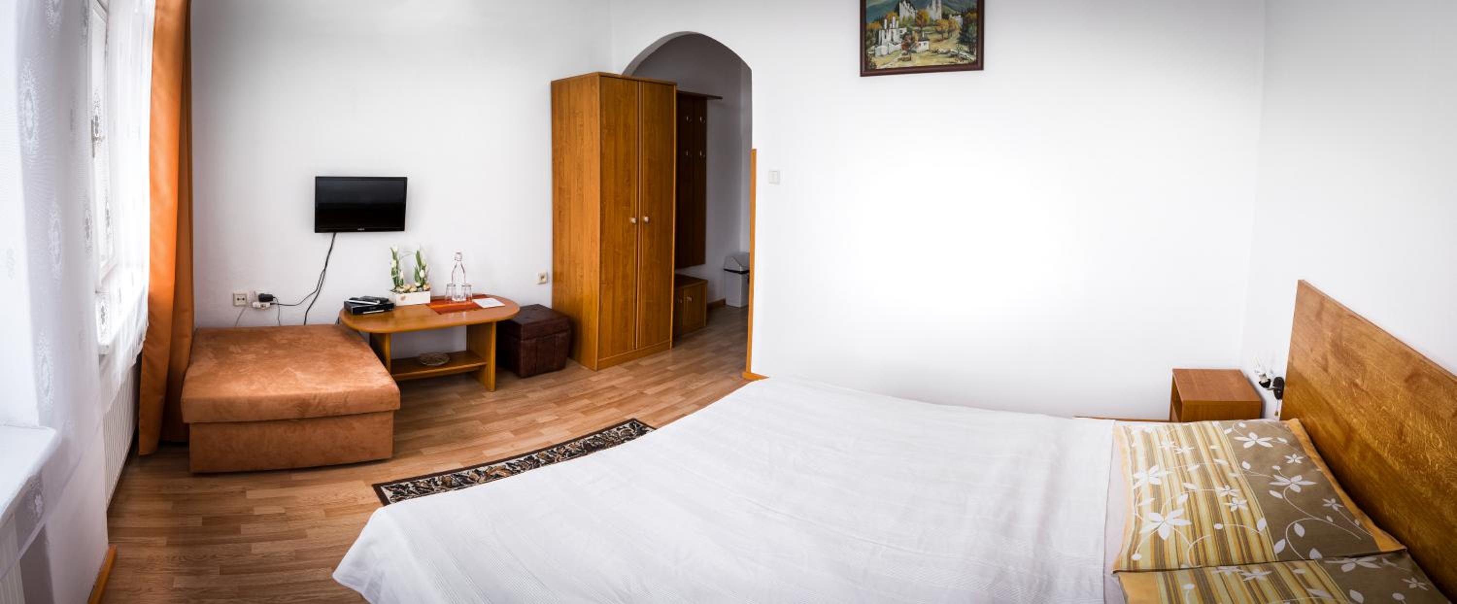 Standard Double Room photo 2