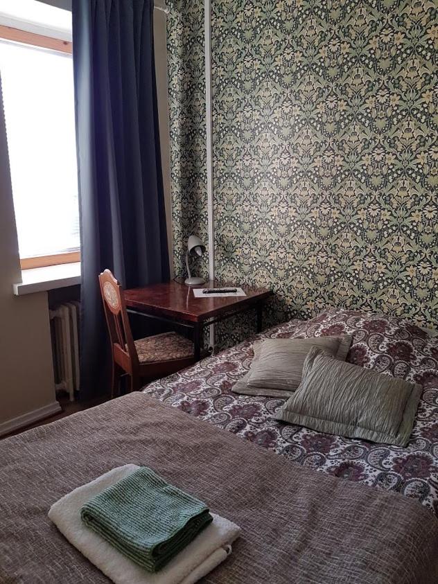 Single Room with Shared Bathroom photo 3